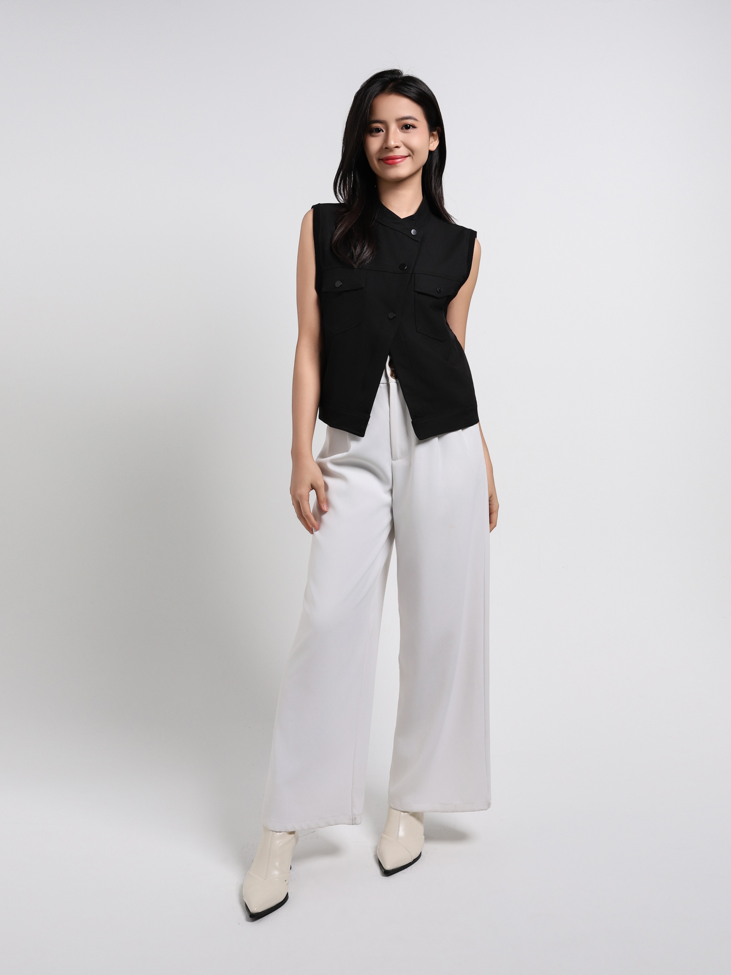 Sleeveless Front Pocket Top 44183
