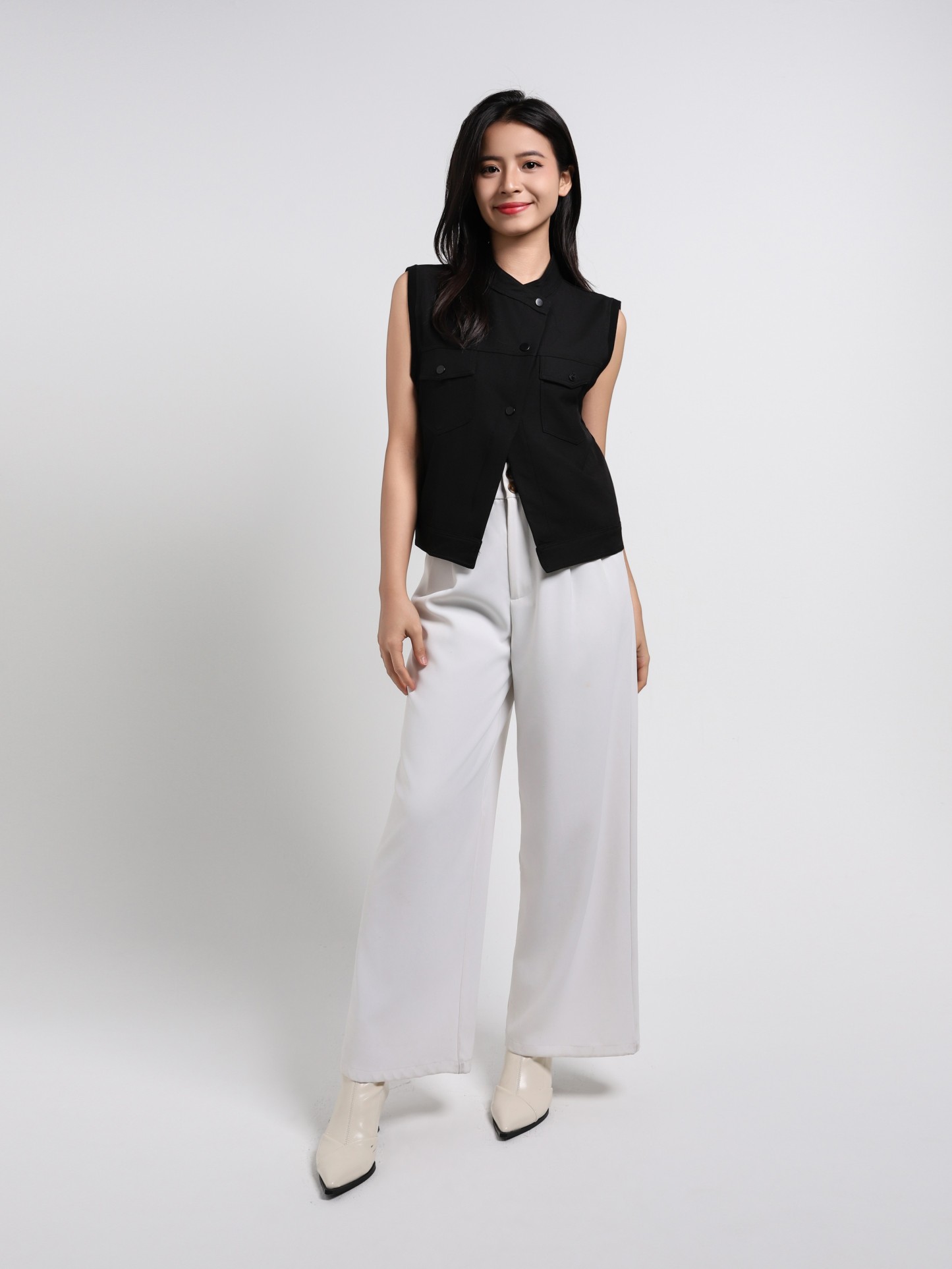 Sleeveless Front Pocket Top 44183