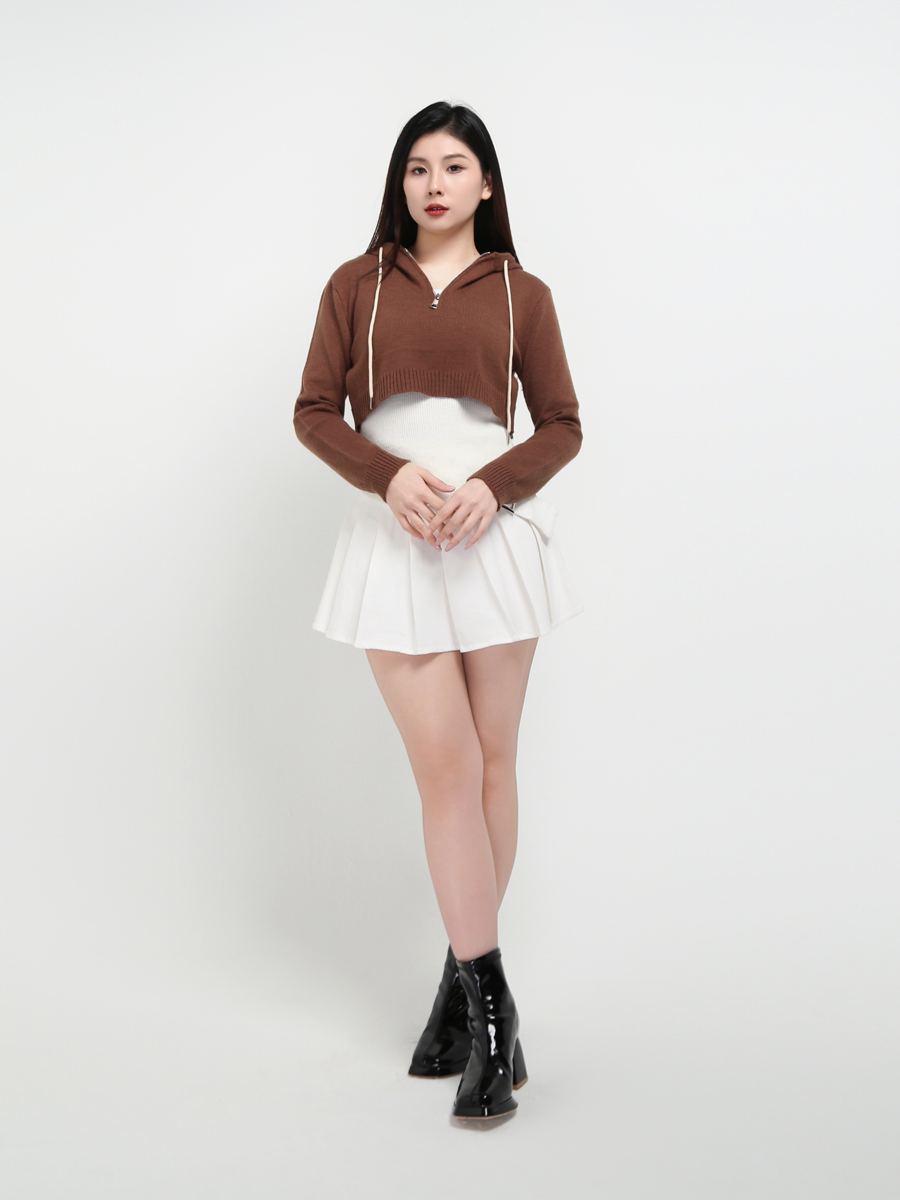 With Cap Front Zip Top Set 45152