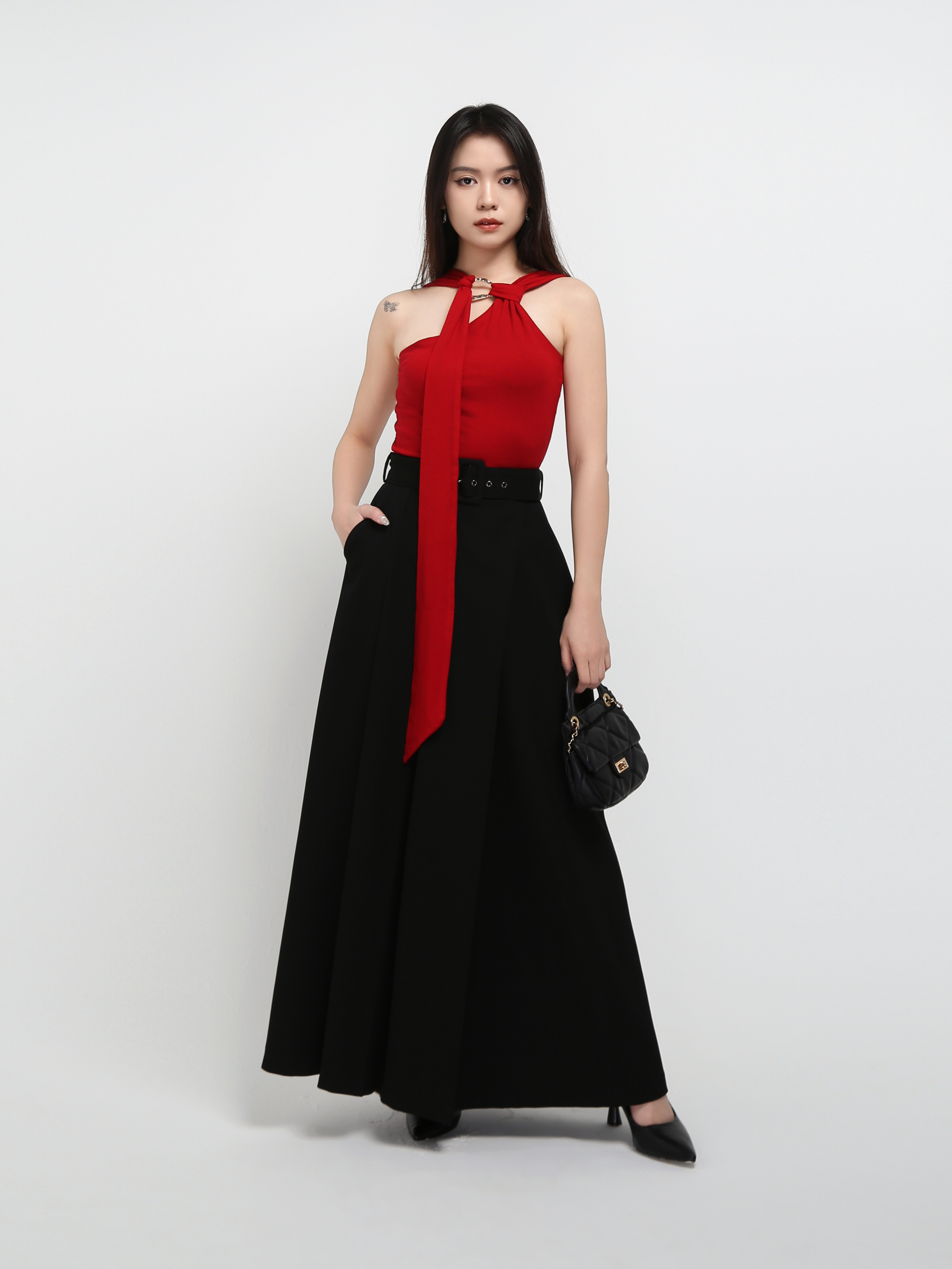 Off Shoulder With One Side Strap Top AC774