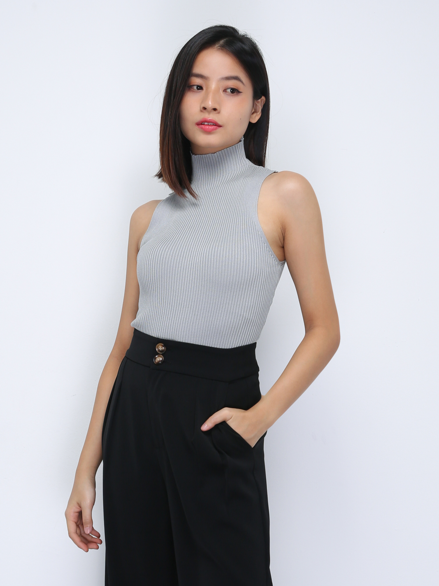 Knitted High Neck Sleeveless Top 33775