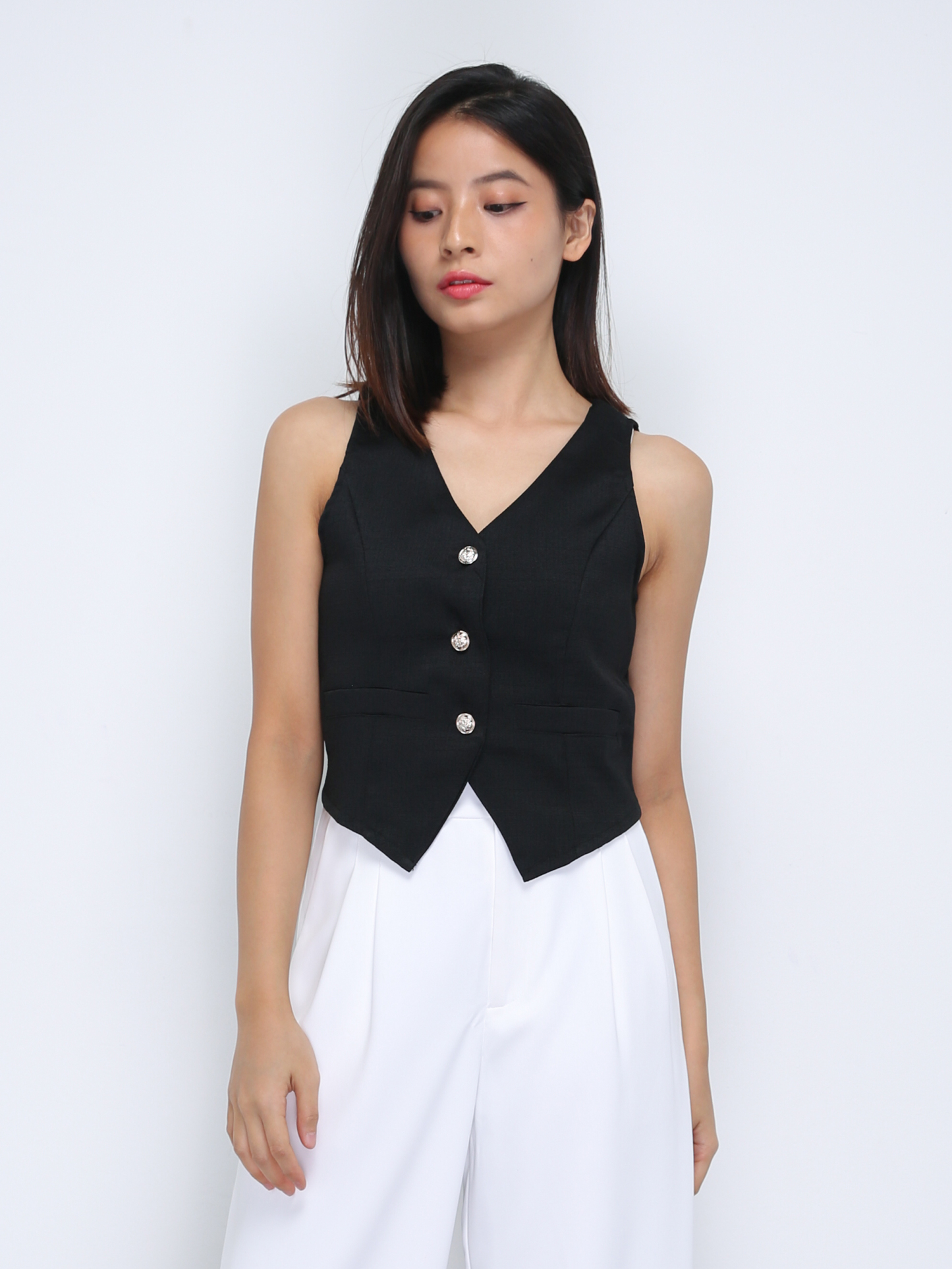 Sleeveless Outerwear 36165