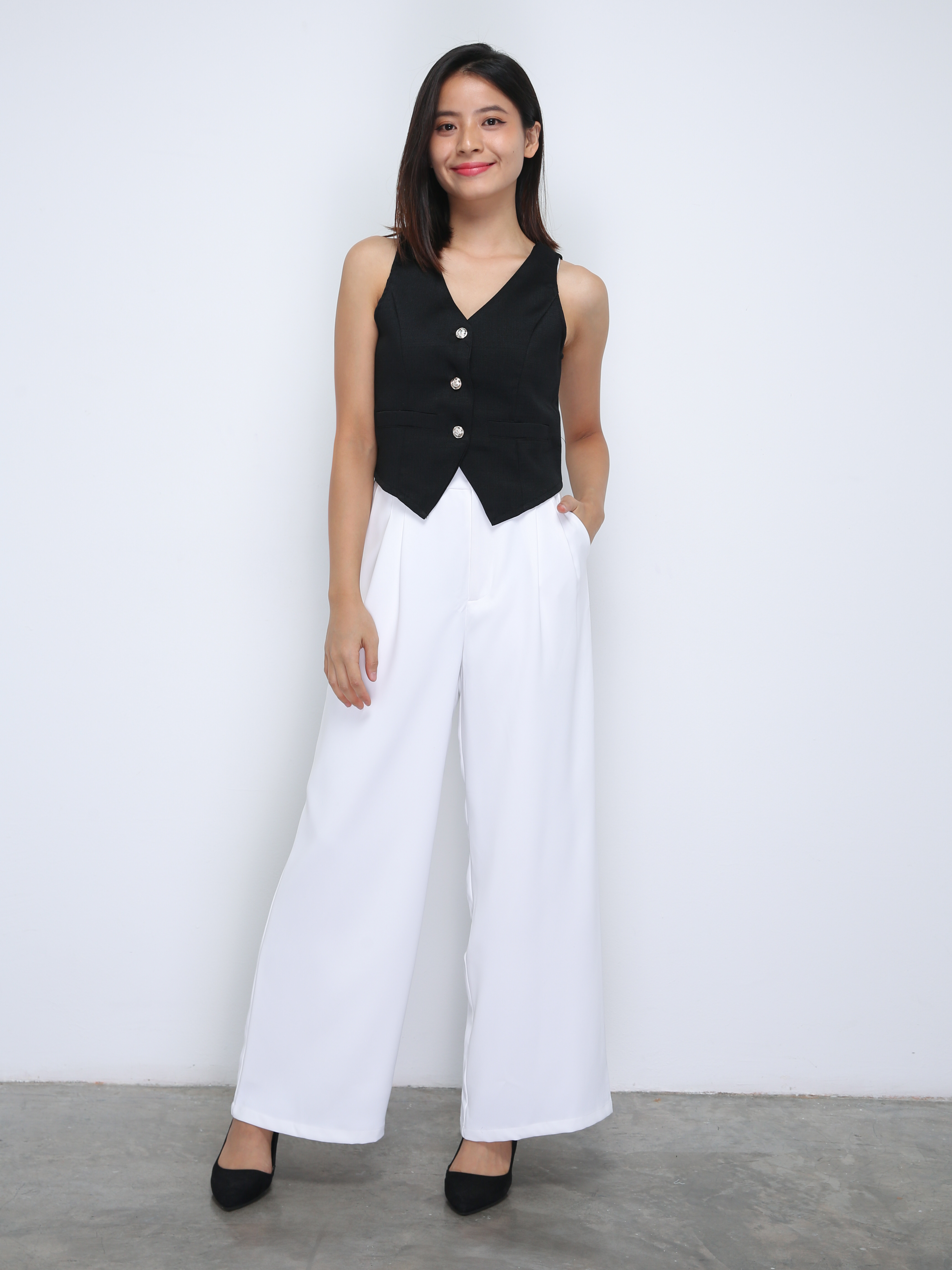 Sleeveless Outerwear 36165