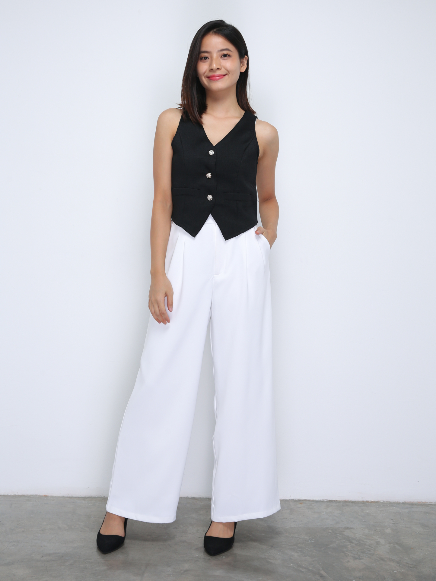 Sleeveless Outerwear 36165