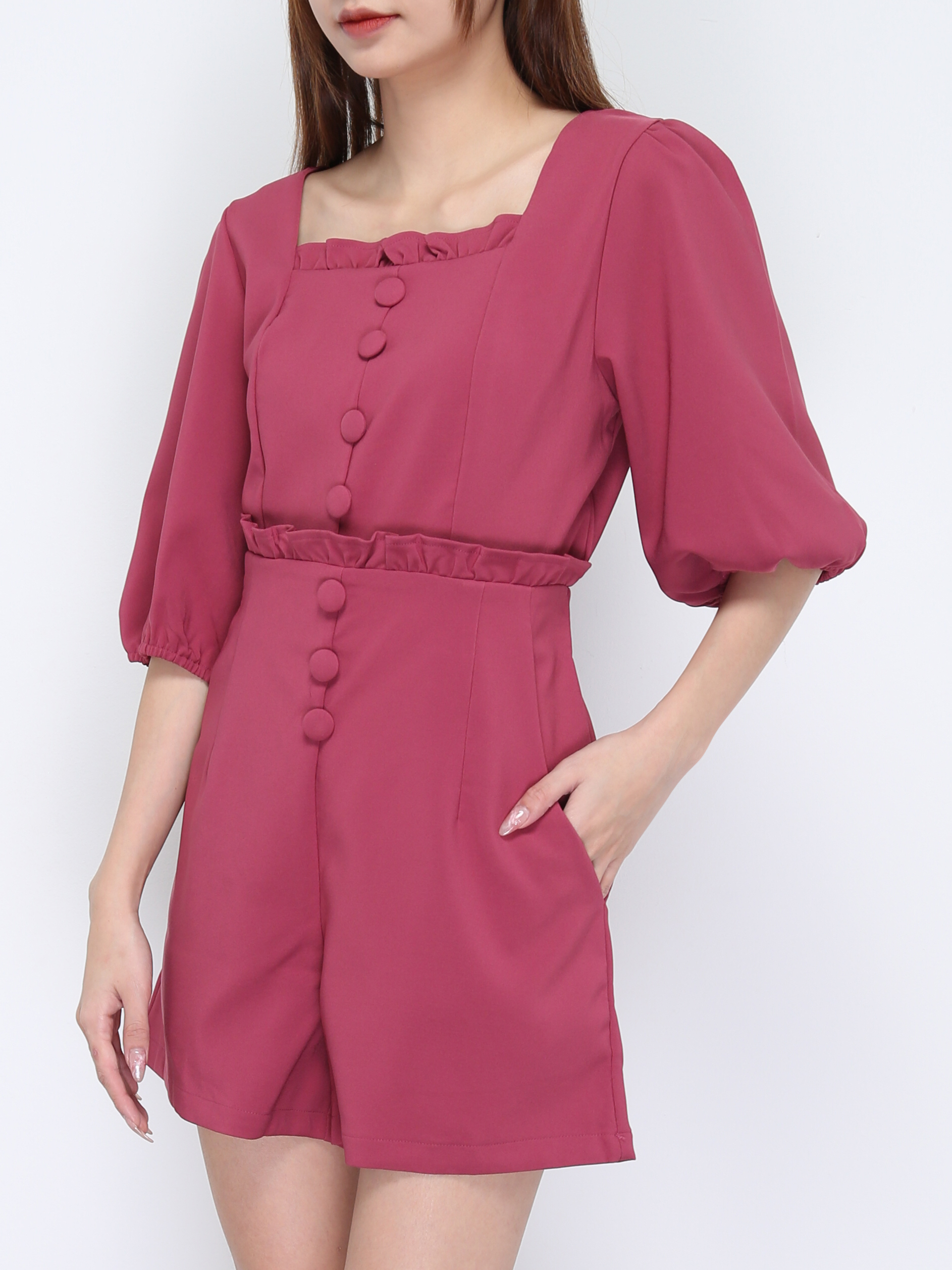 Square Neck With Decorative Button Set 21117