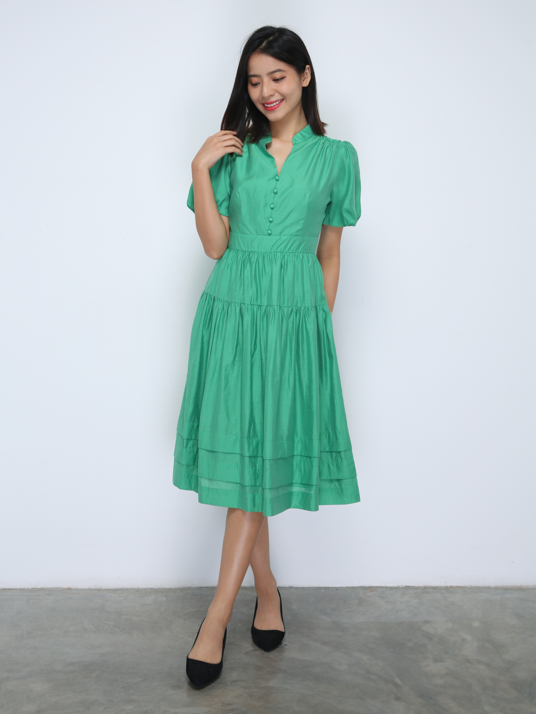 Short Sleeve Back Zip Pleated Dress 35999 AMPLE COUTURE