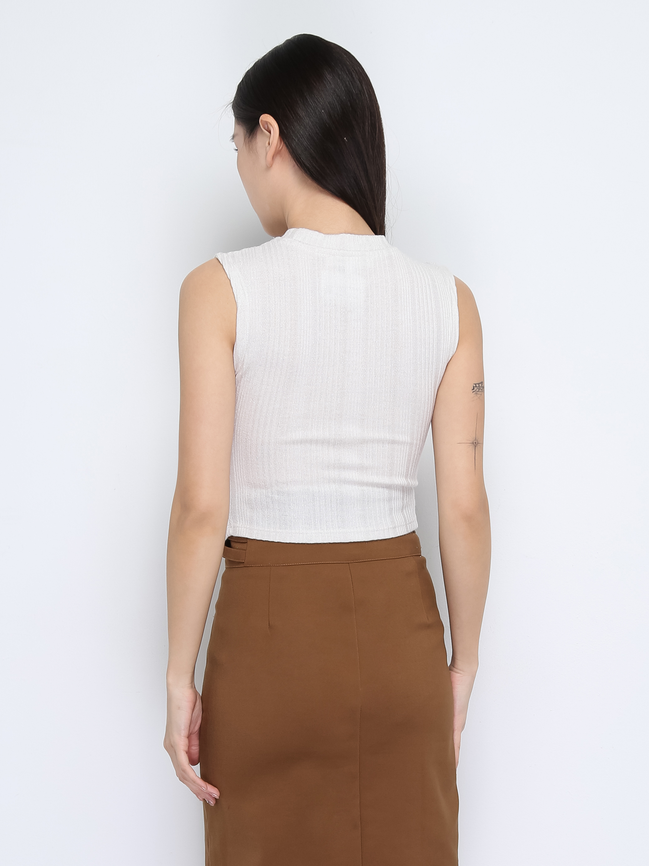 Sleeveless Top DJ054