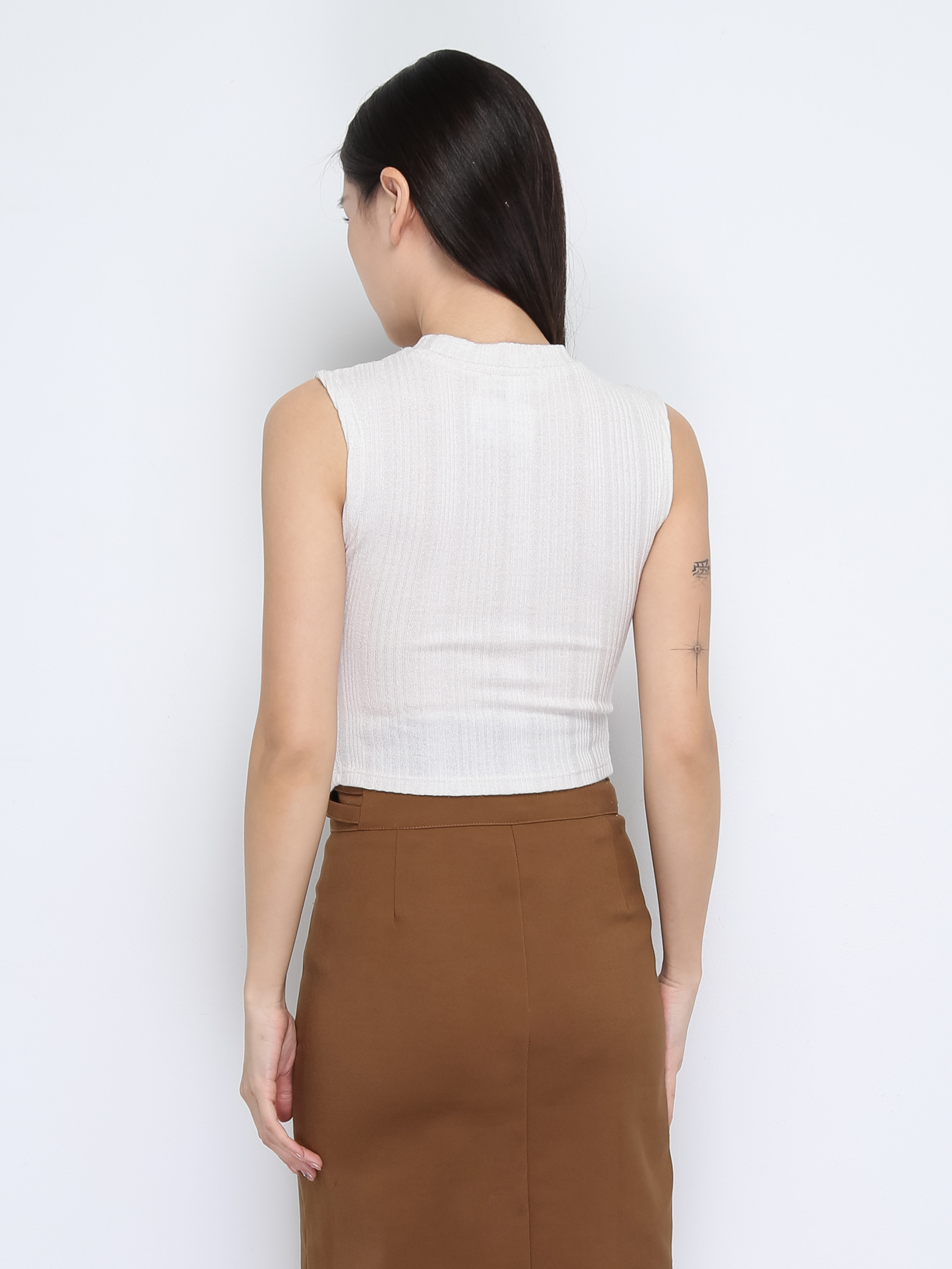 Sleeveless Top DJ054