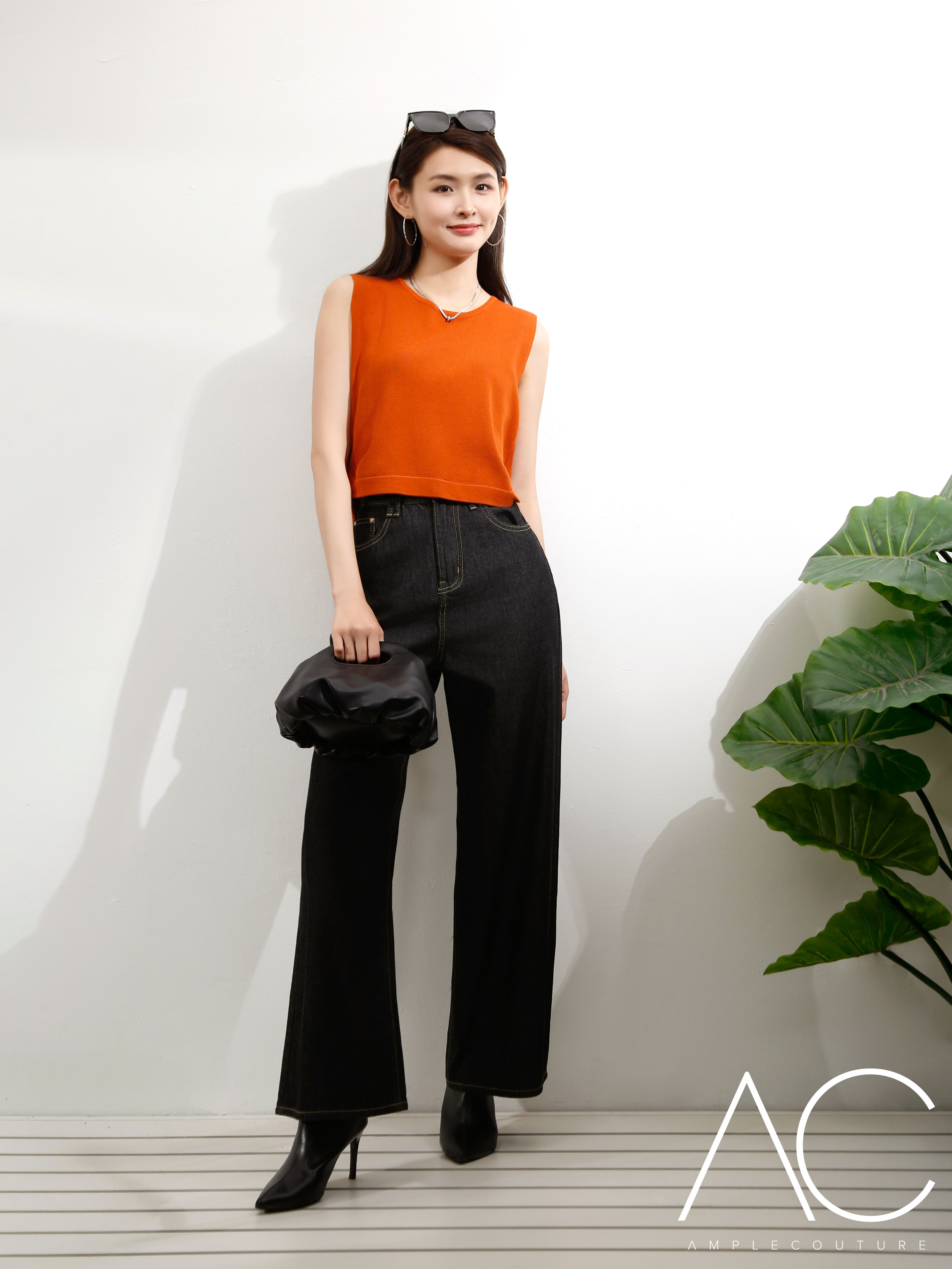 Knitted Sleeveless Top DJ061