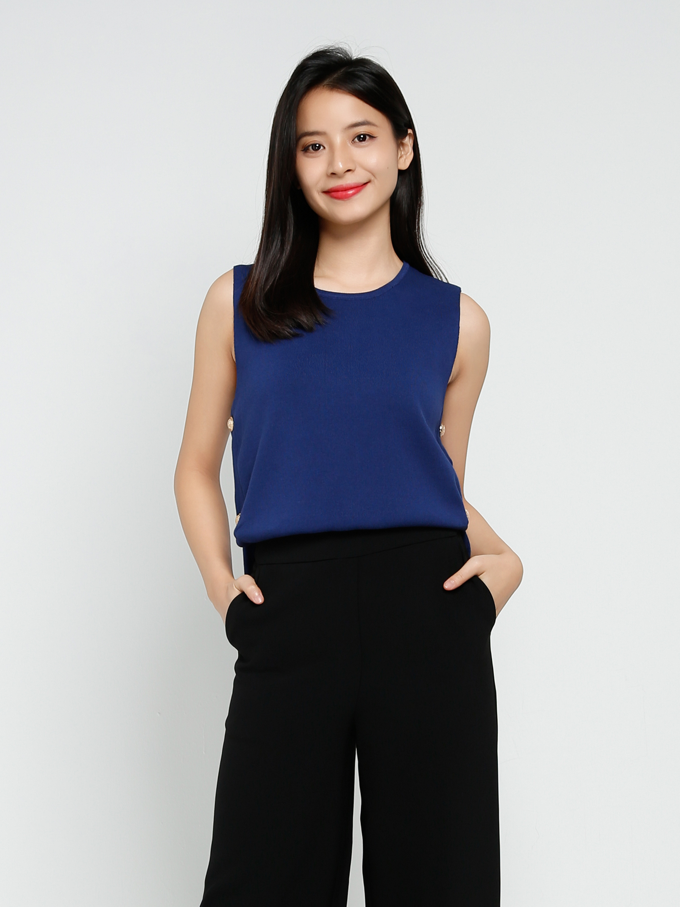 Knitted Sleeveless Top DJ061