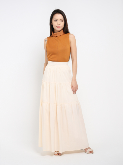 Sleeveless High Neck Top DJ067