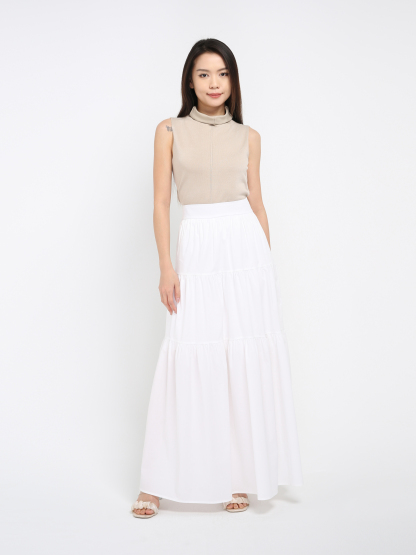 Sleeveless High Neck Top DJ067