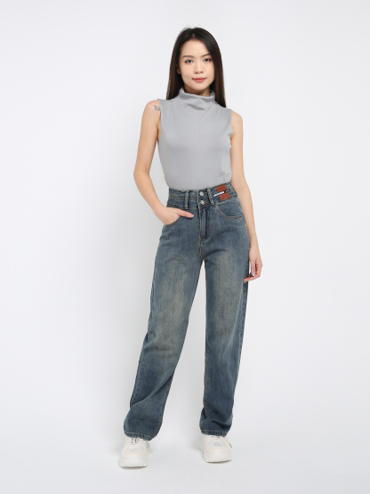 Sleeveless High Neck Top DJ067