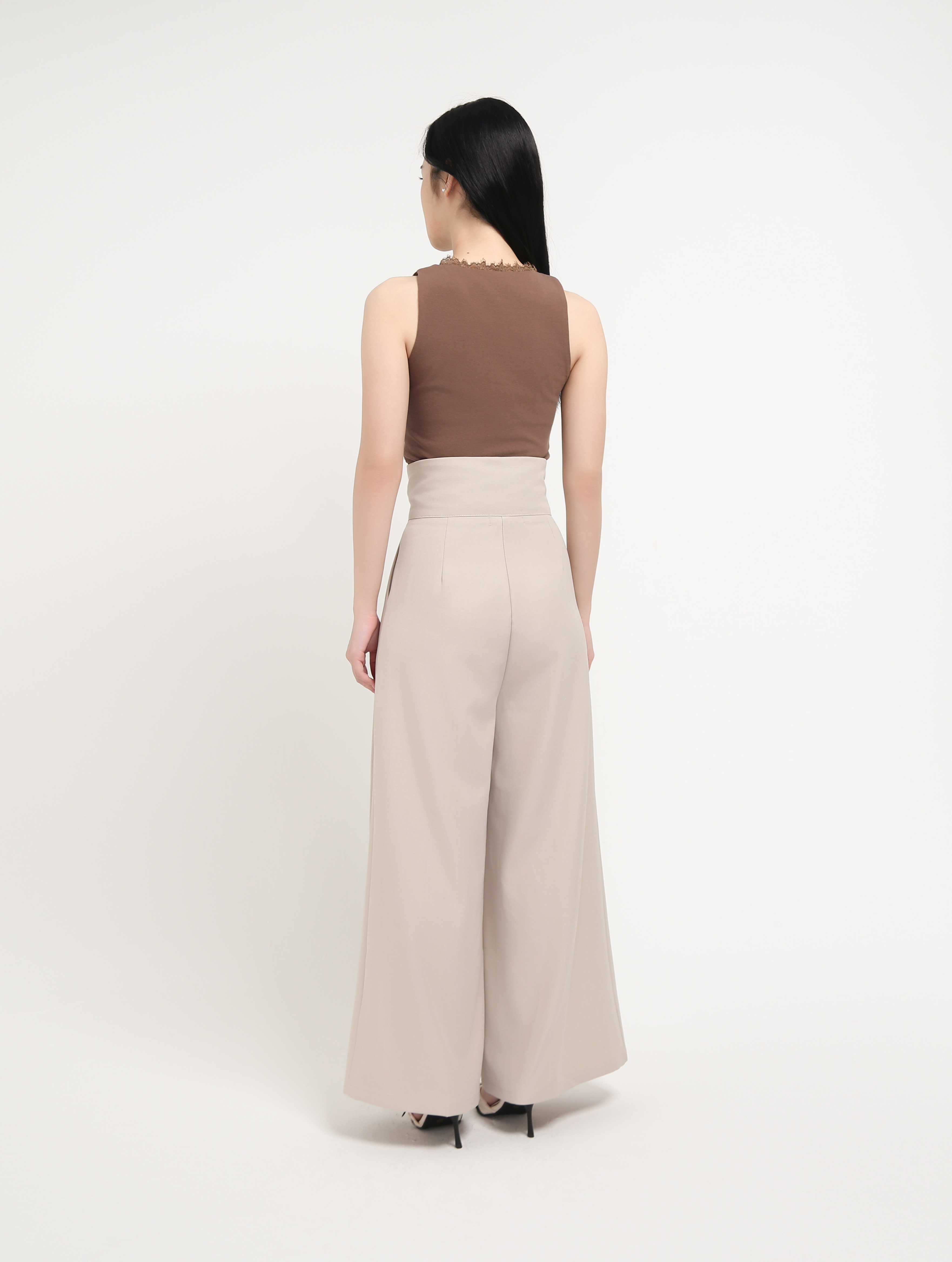 Sleeveless Wrap Lace Top DJ076