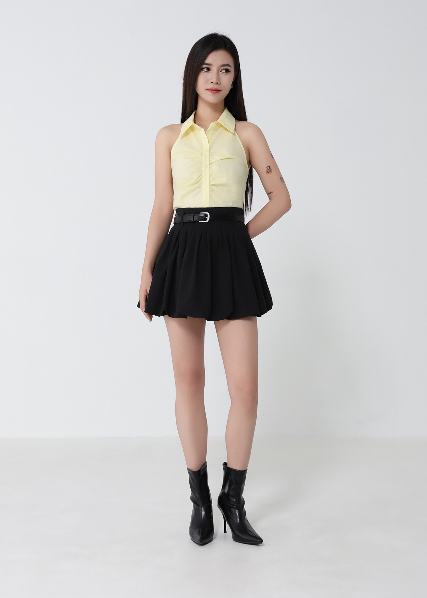 Halter Front Button Top DJ170