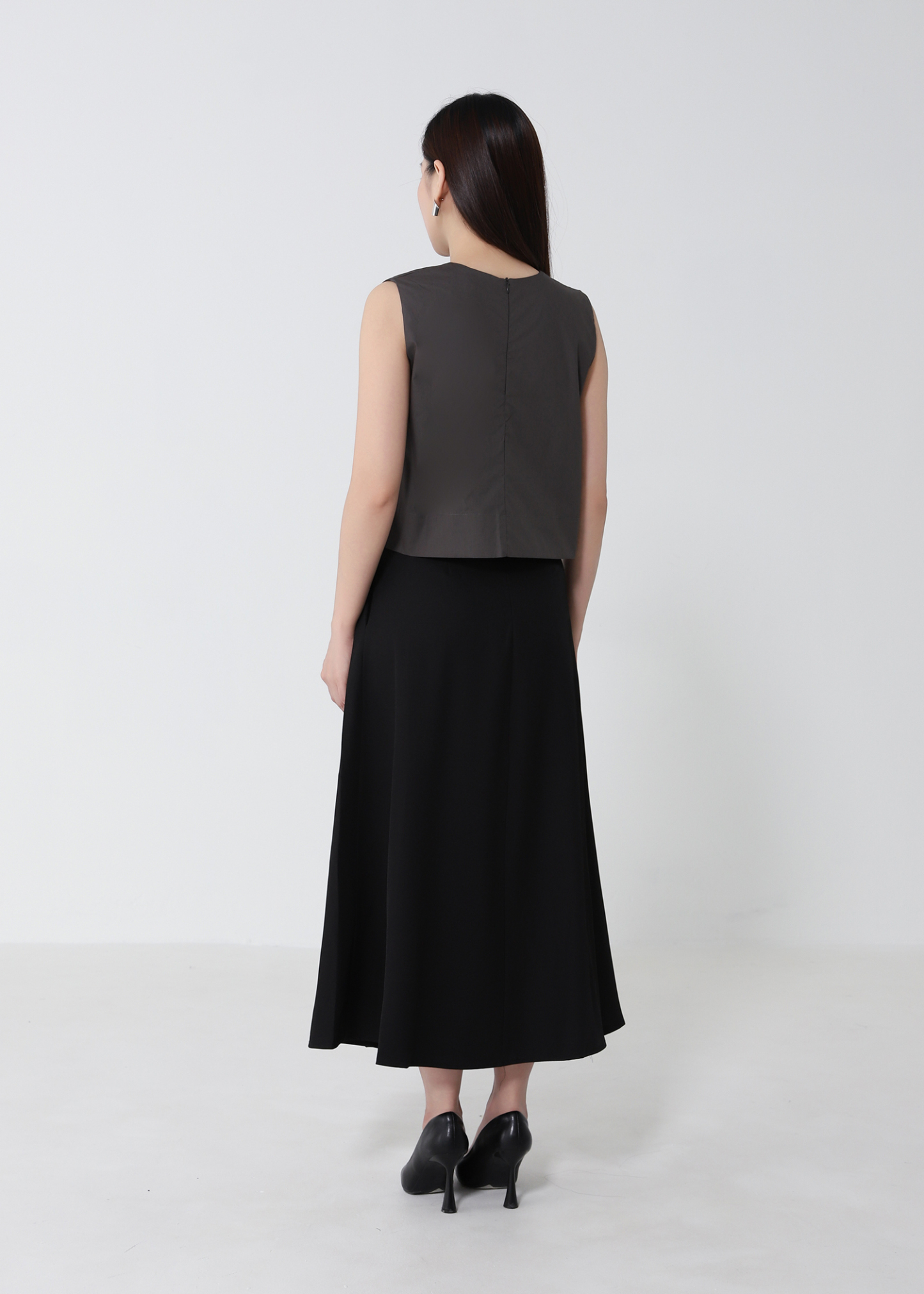 Round Neck Sleeveless Top DJ173