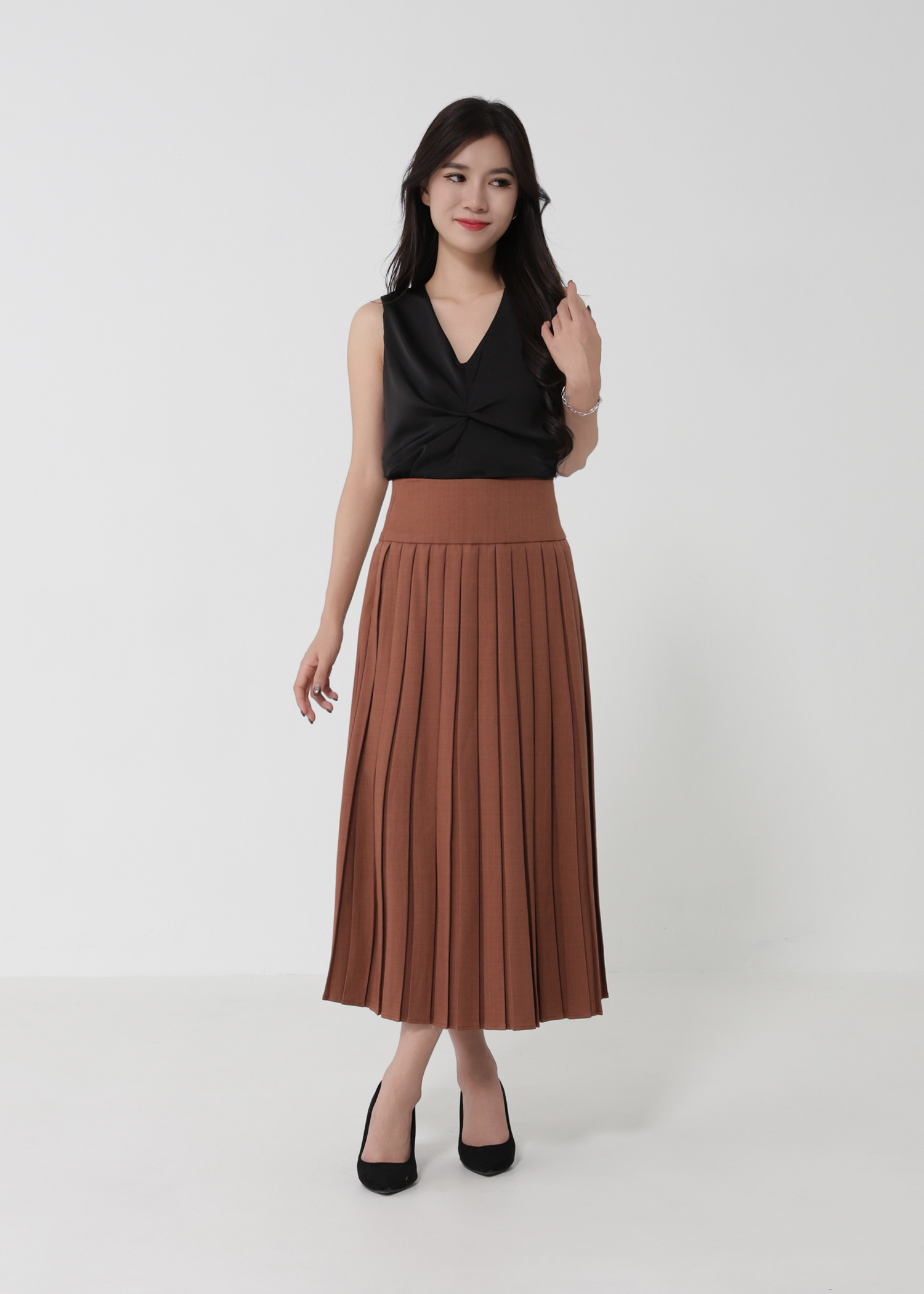 Elegant Wear Front Twist Top DJ180