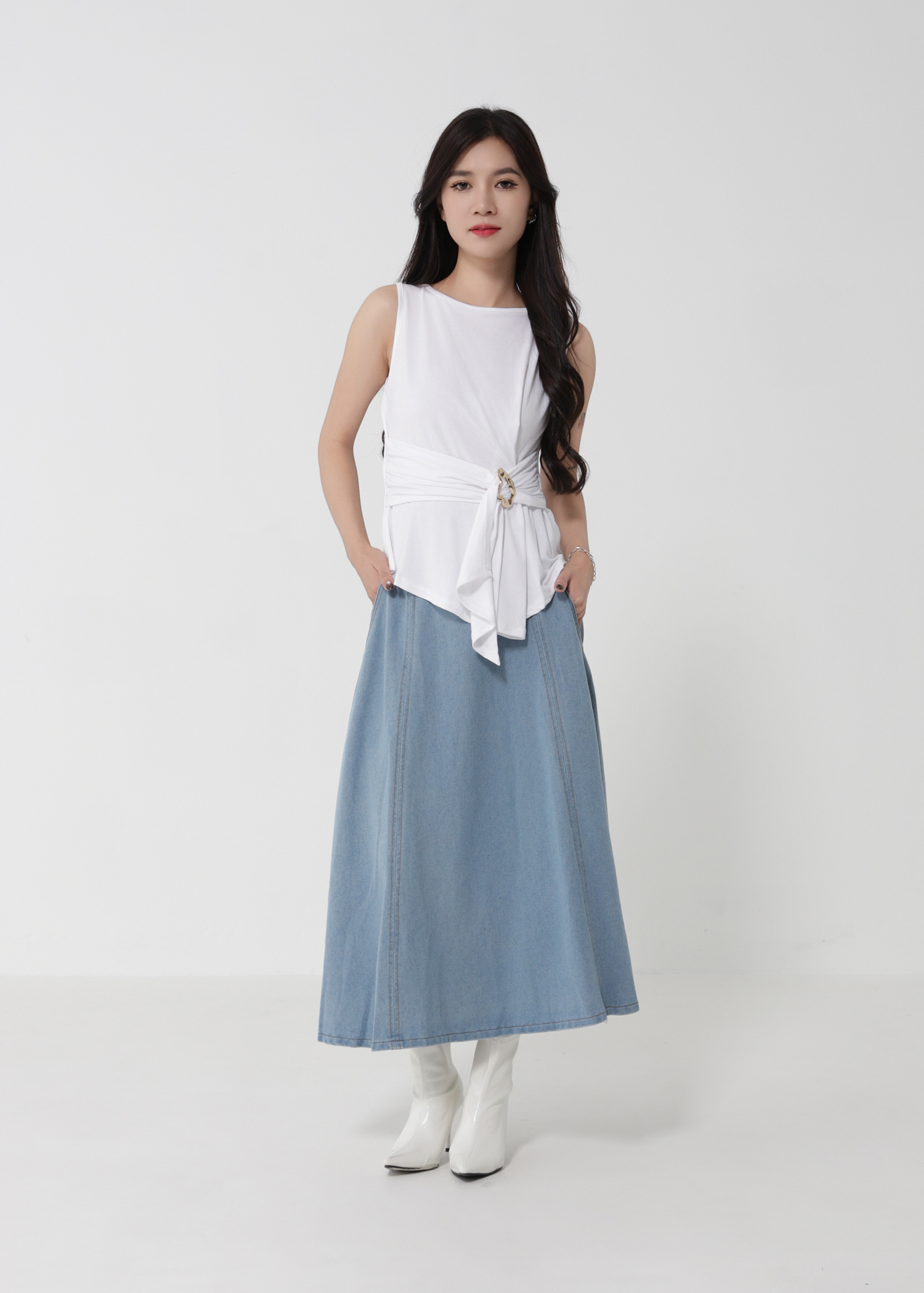 Sleeveless Ruched Waist Top DJ185