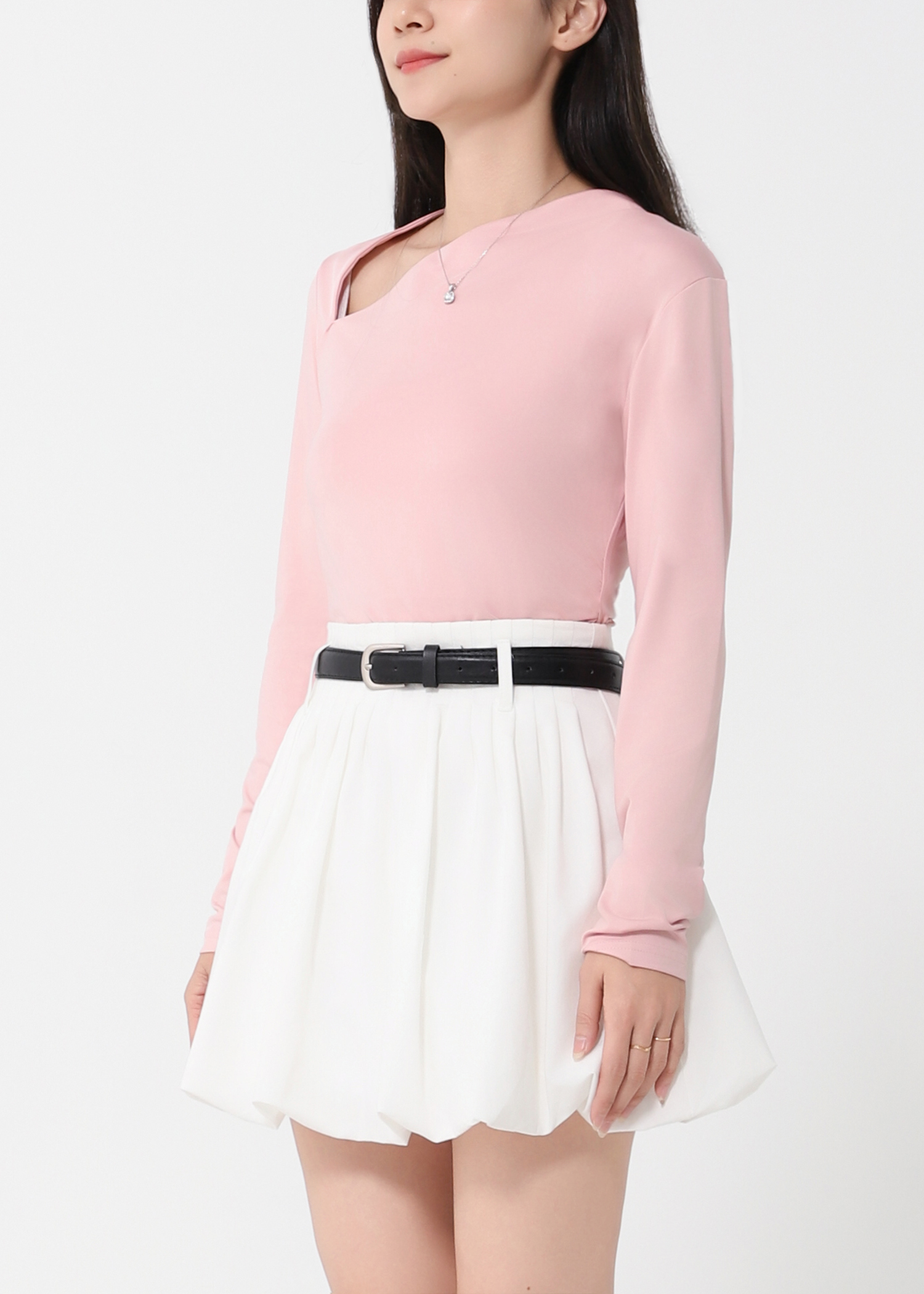 Asymmetrical Neckline Ruched Top DJ190
