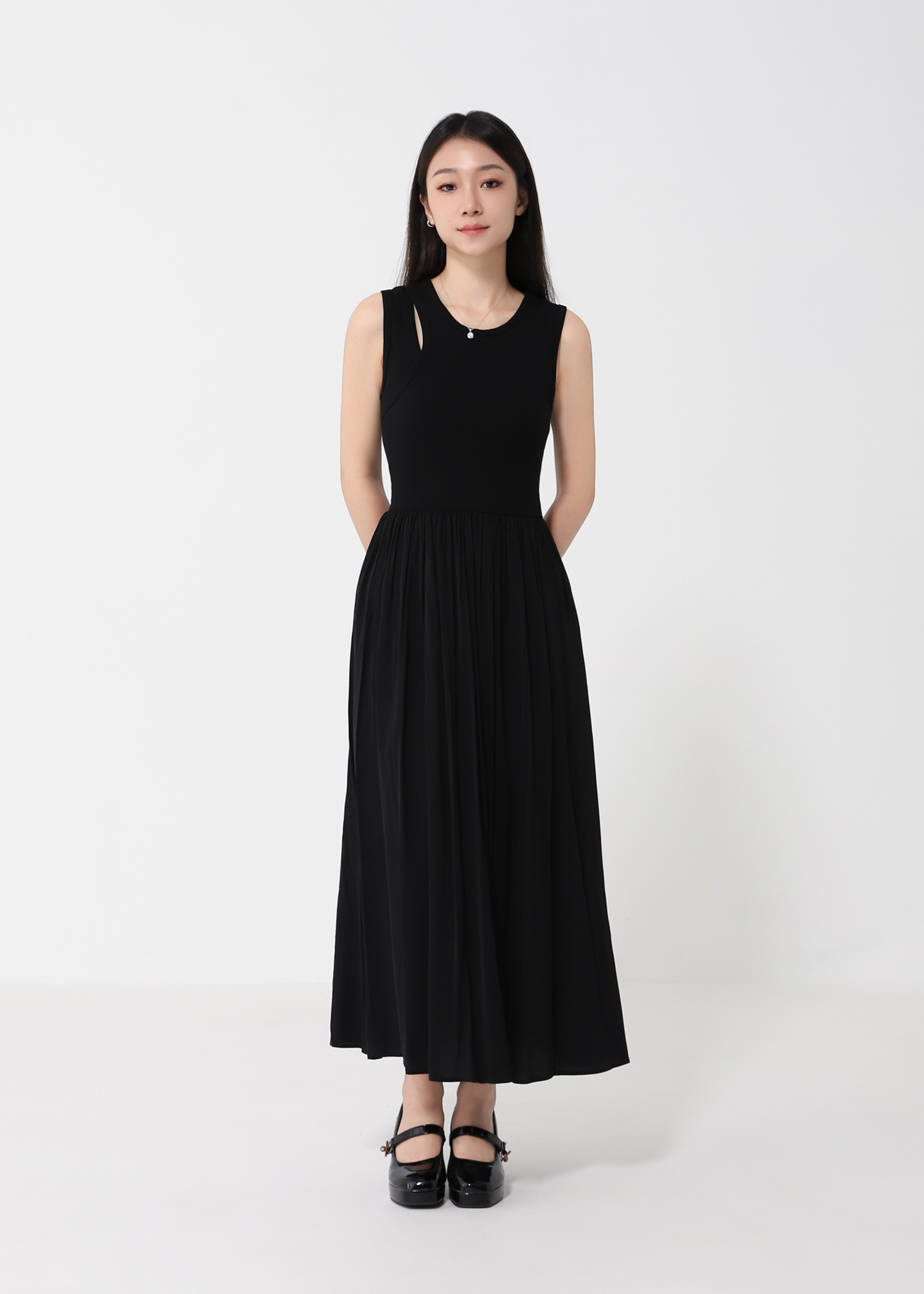 Elegant A-Line Dress with Pockets DJ193