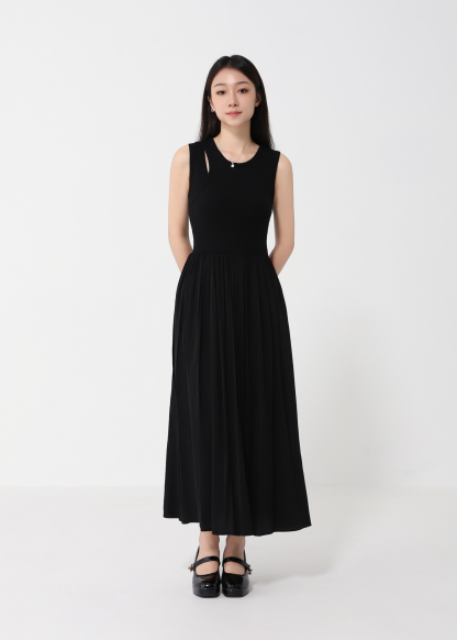 Elegant A-Line Dress with Pockets DJ193
