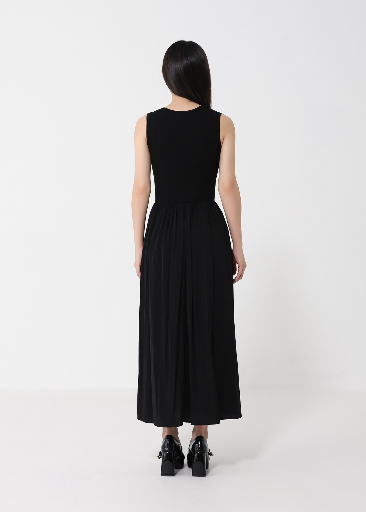 Elegant A-Line Dress with Pockets DJ193