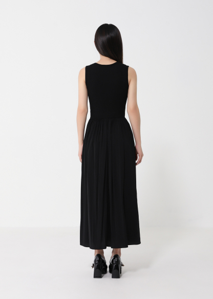 Elegant A-Line Dress with Pockets DJ193