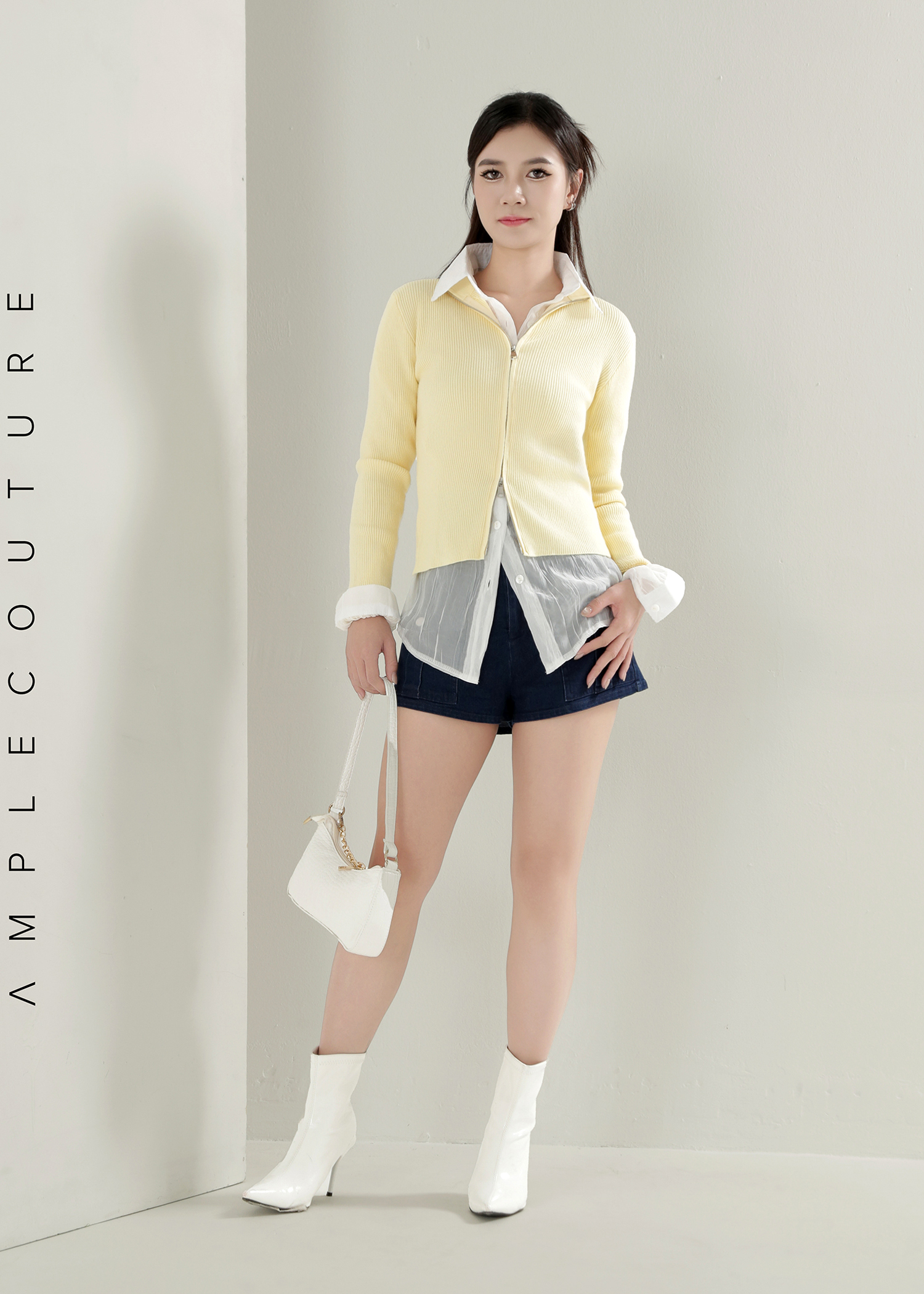 Knitted Front Zip Top DJ209