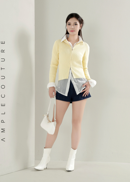 Knitted Front Zip Top DJ209