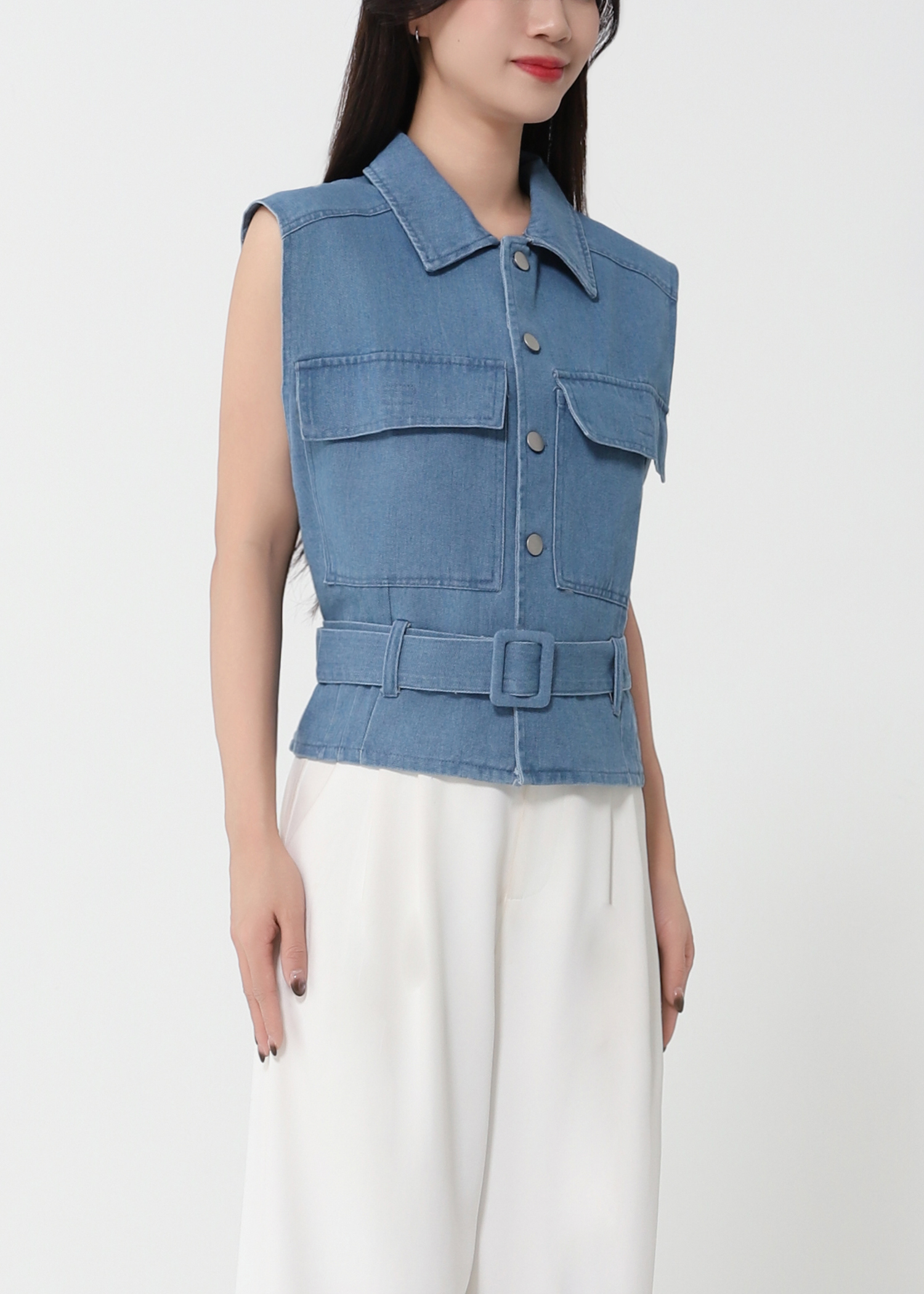 Sleeveless Denim With Belt Top DJ210