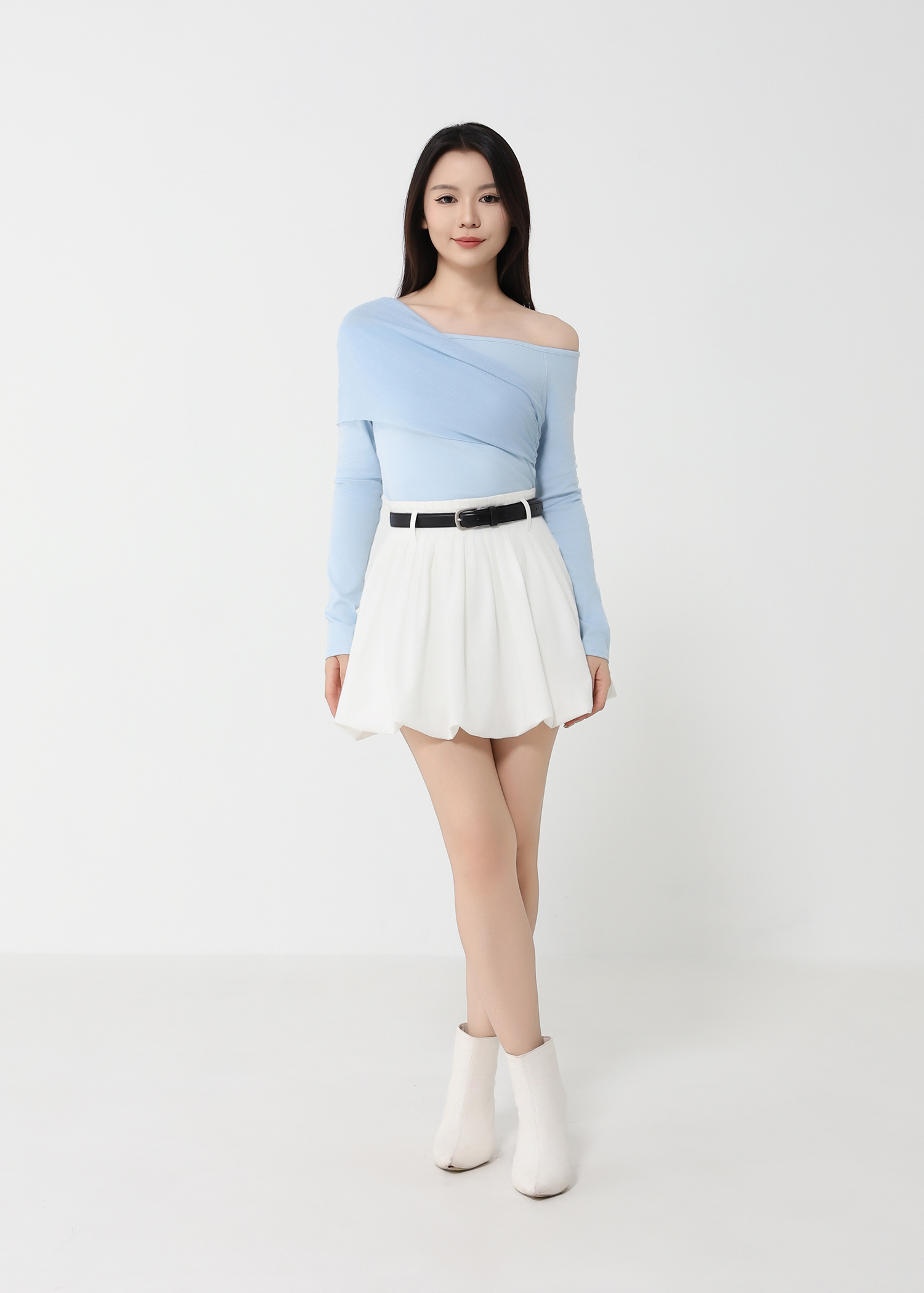 Boat Neckline With Decorative Net Top DJ227