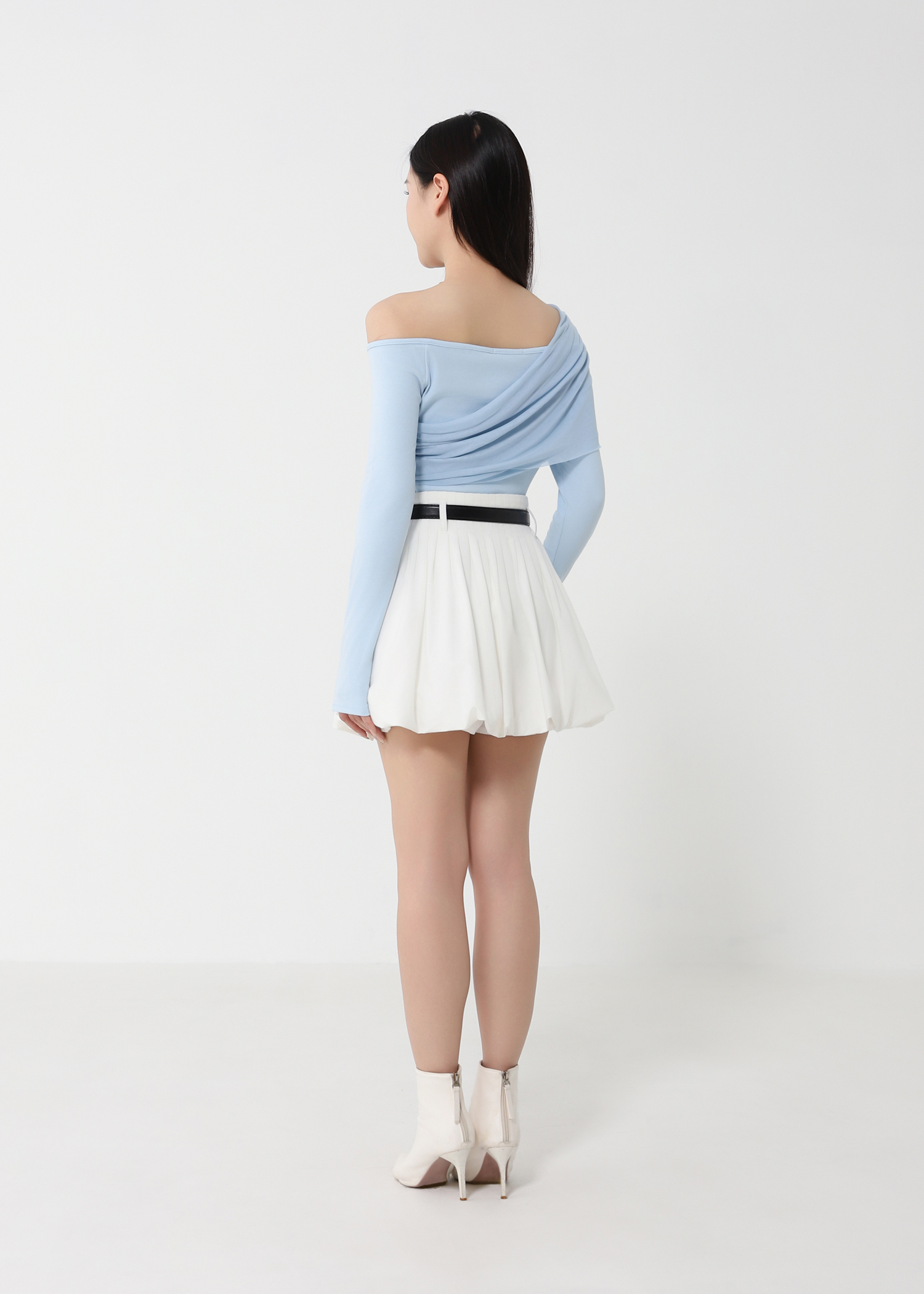Boat Neckline With Decorative Net Top DJ227