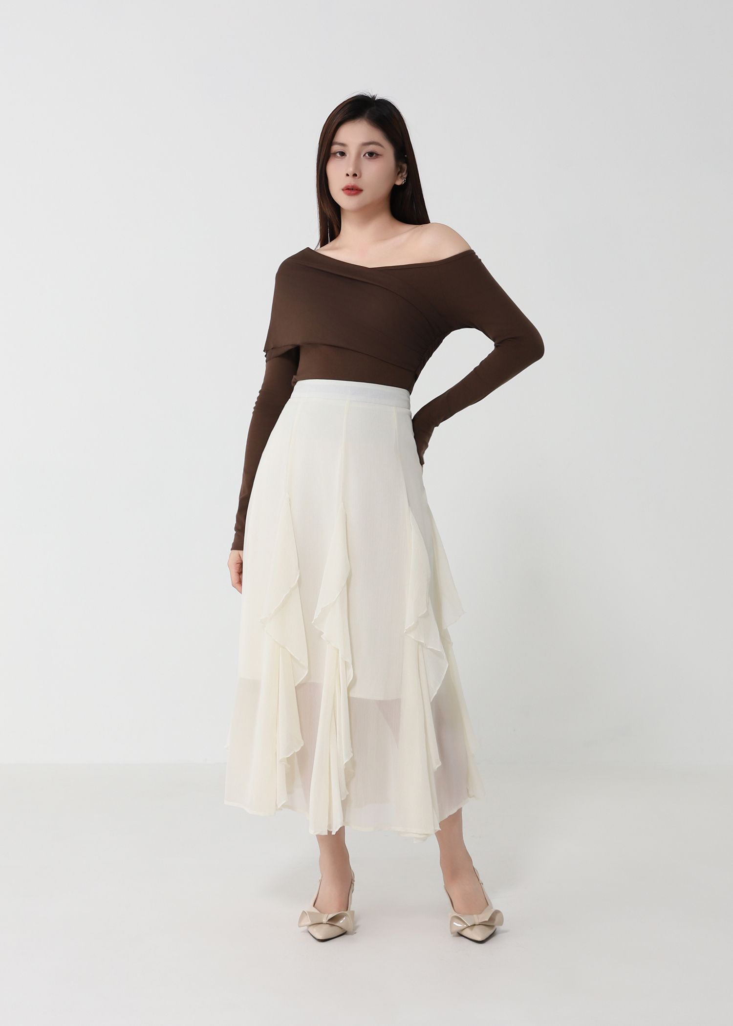 Boat Neckline With Decorative Net Top DJ227