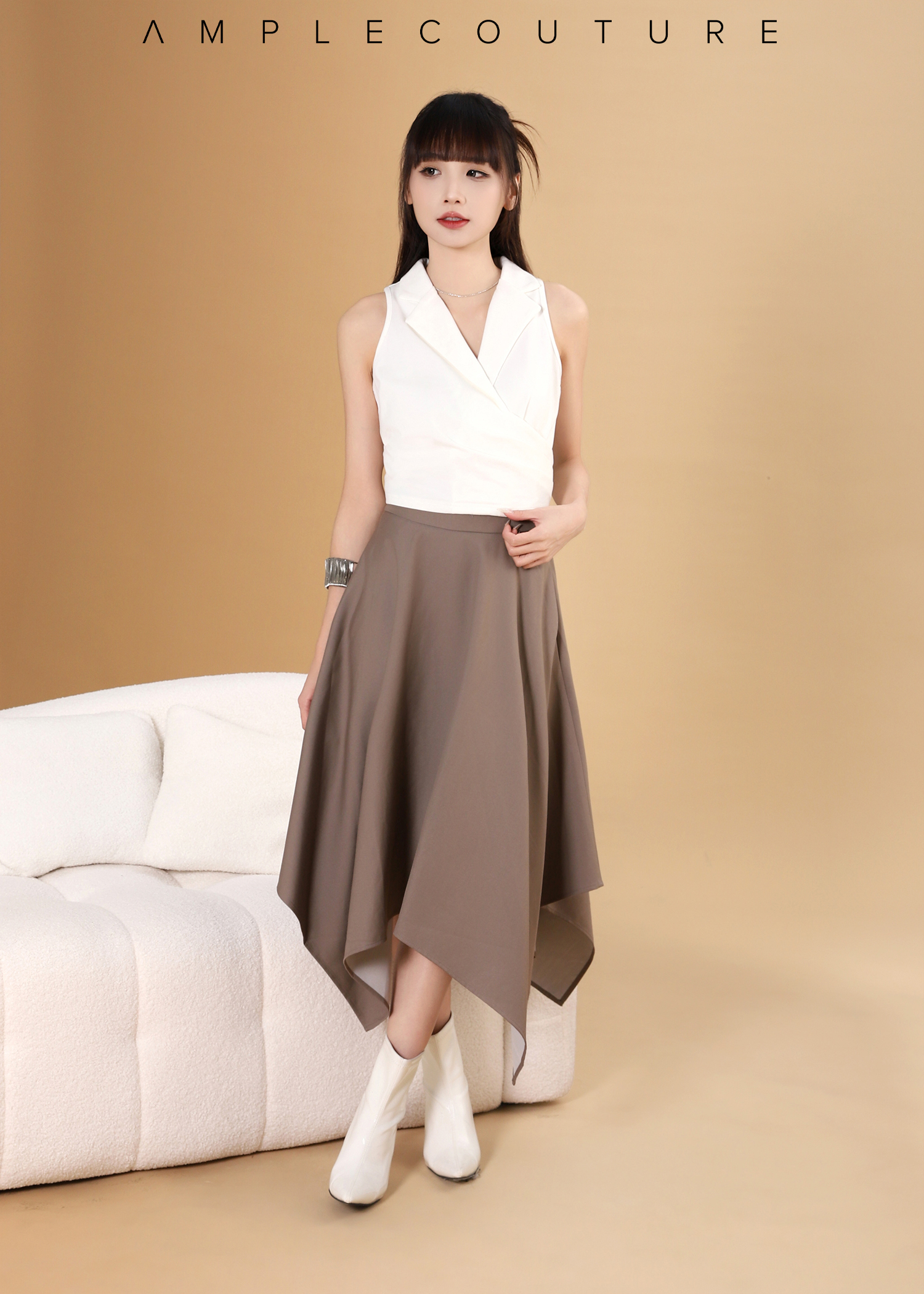 Sleeveless Collared Wrap Top DJ229