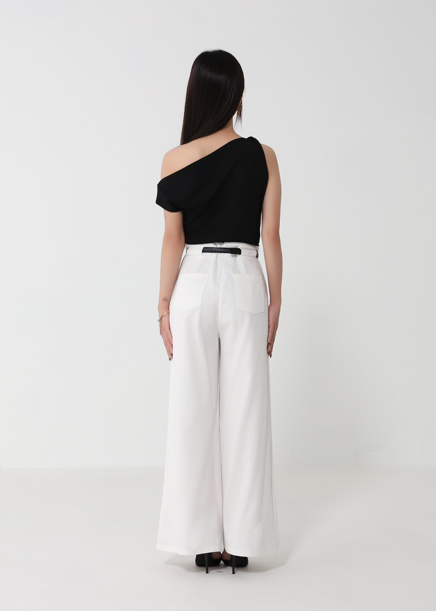 One Shoulder Drape Top DJ234