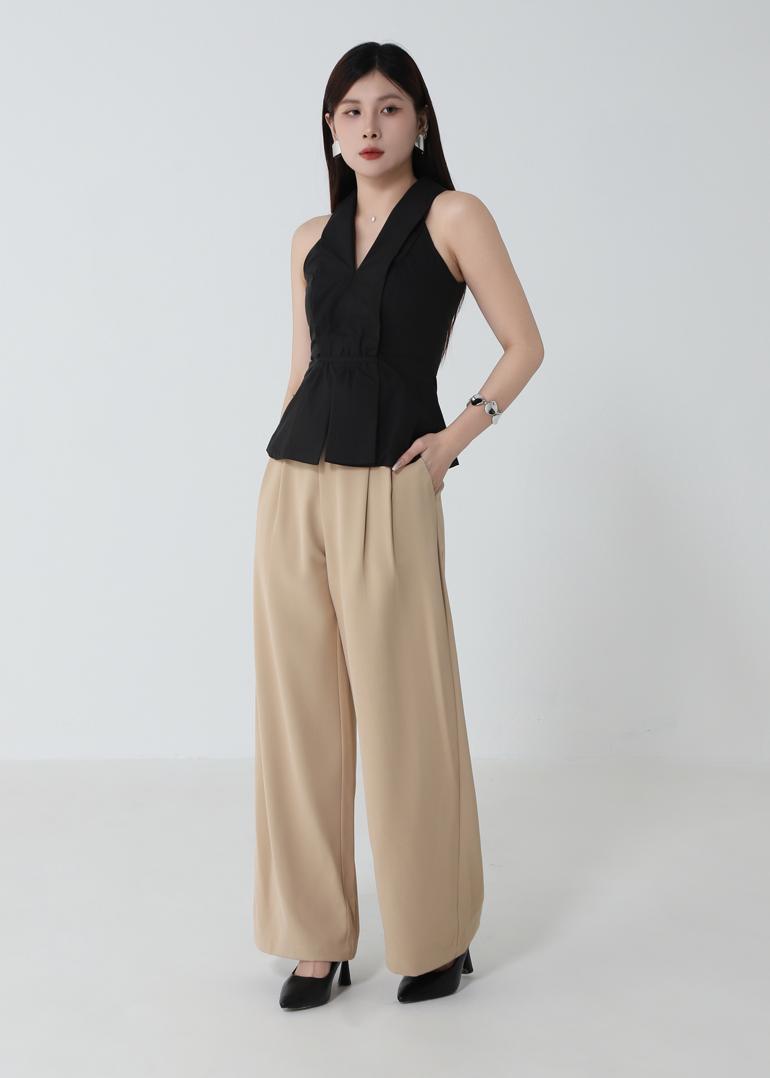 Elegant Wear Sleeveless Top DJ235