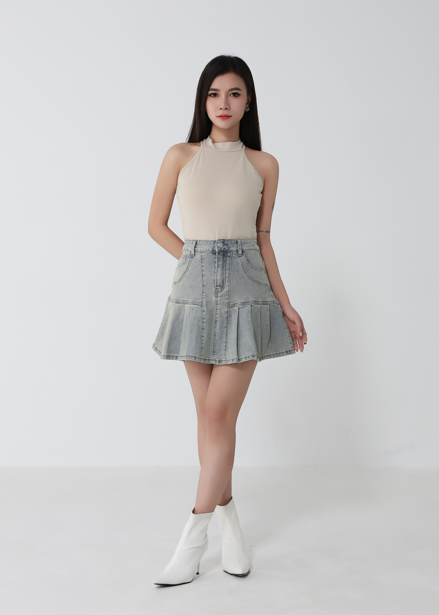 Knitted Halter Top DJ274
