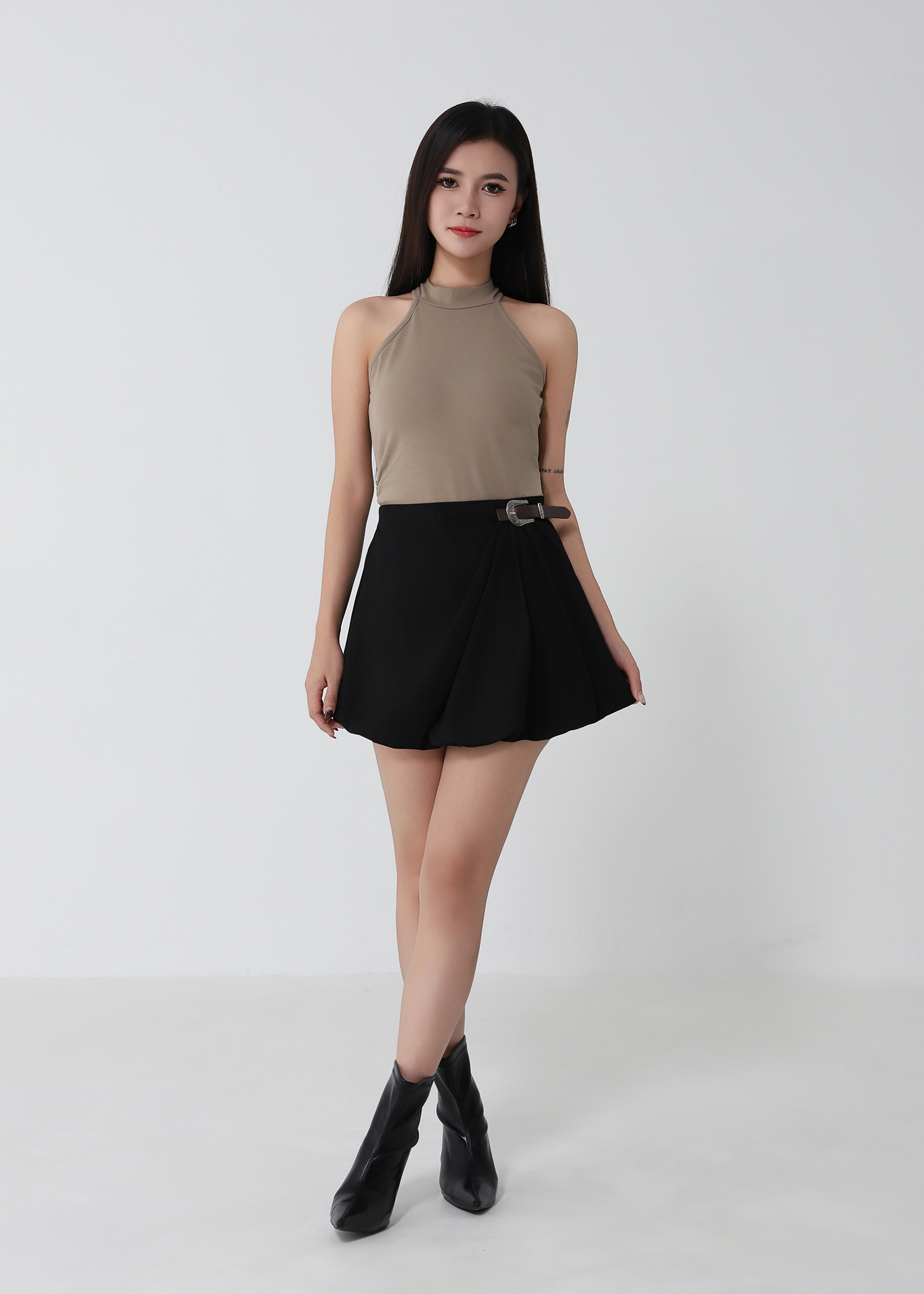 Knitted Halter Top DJ274