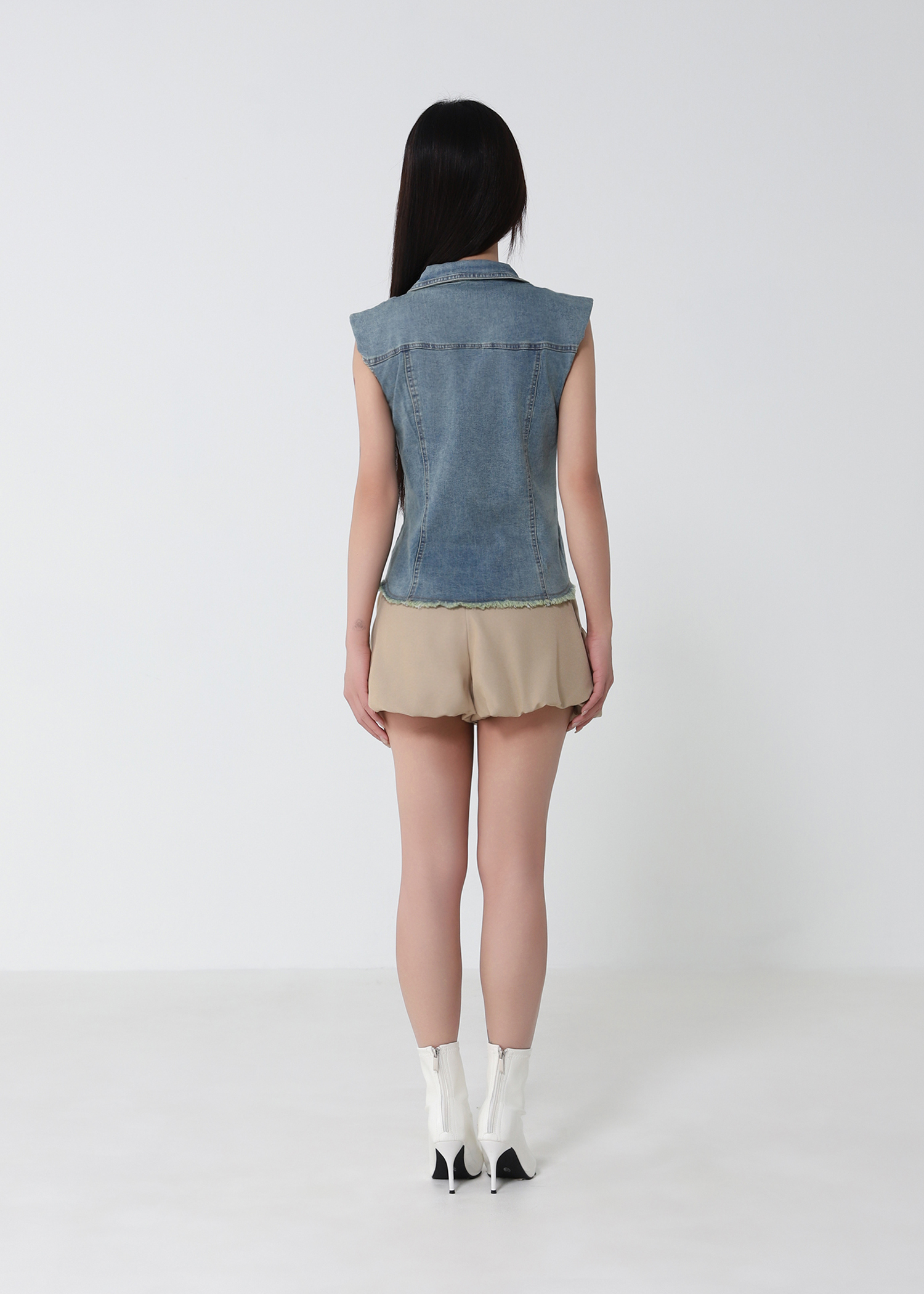 Button Up Denim Vest DJ300