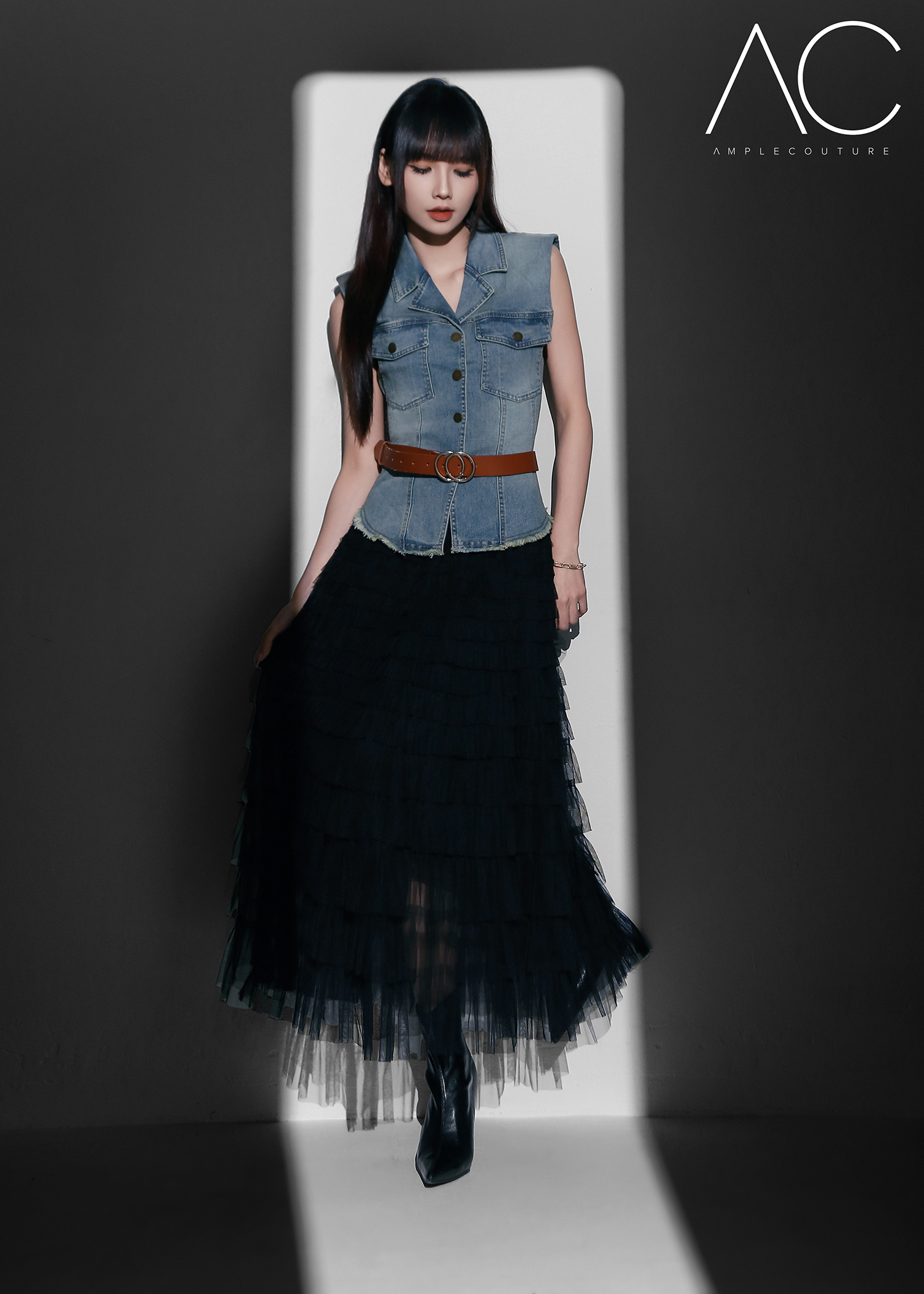 Button Up Denim Vest DJ300