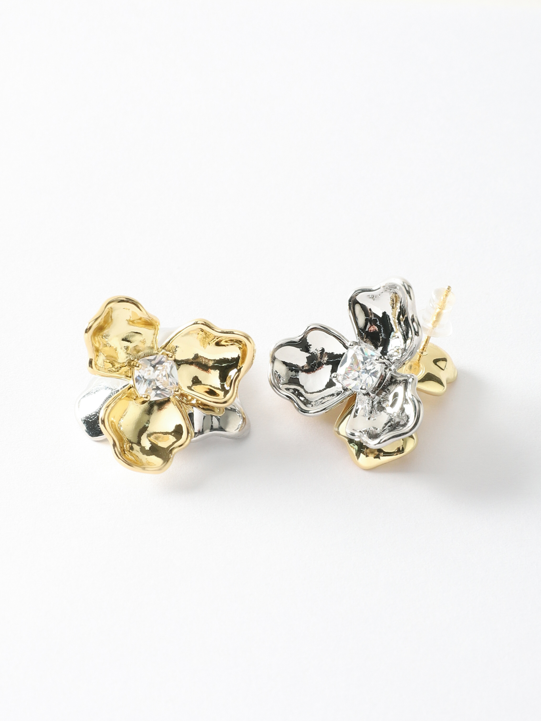 Earring EA3762