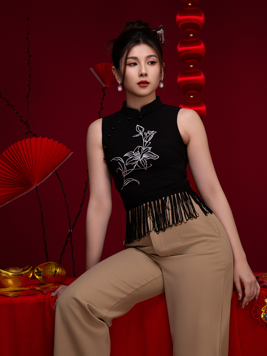 New Year Wear Tassel Top AC829