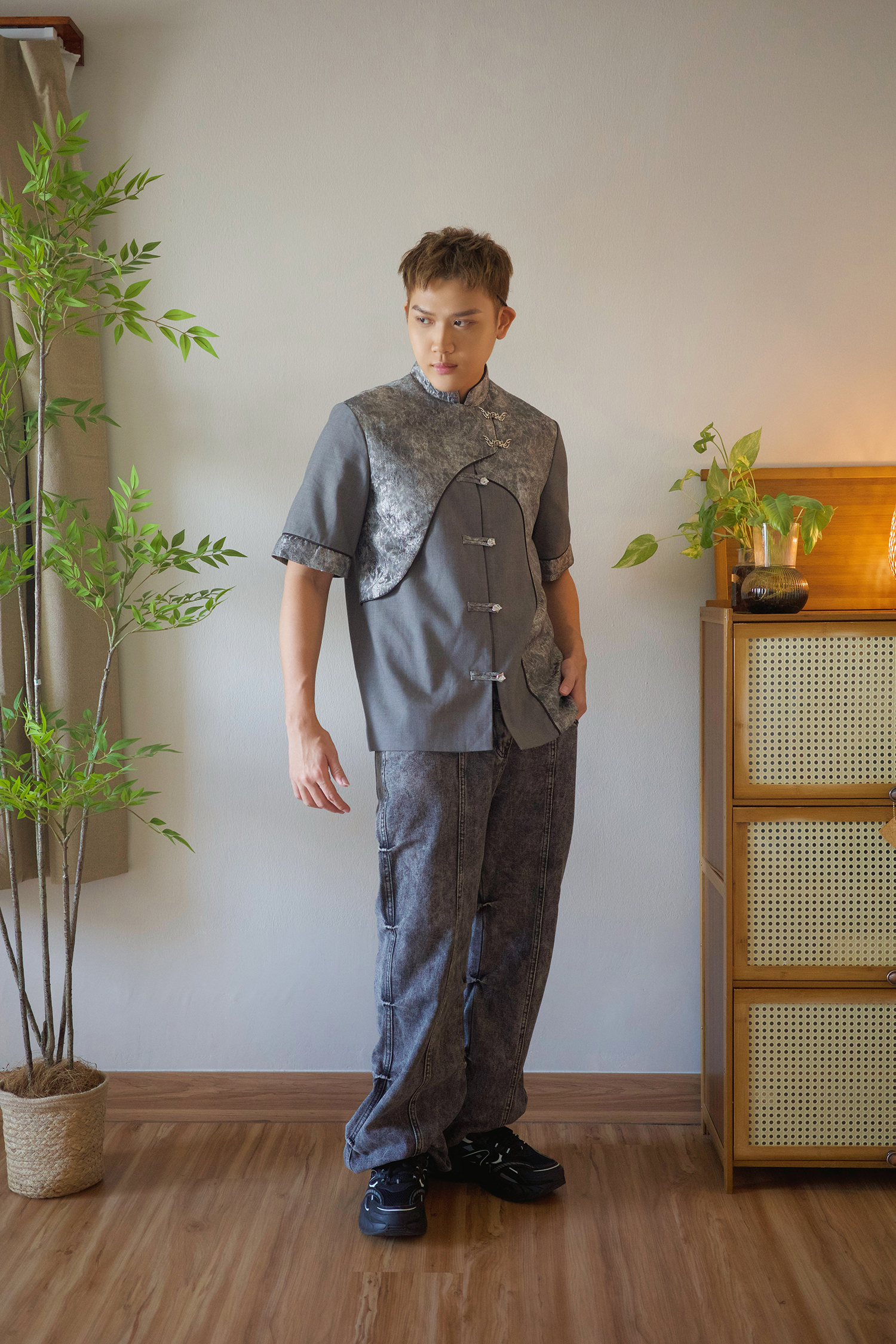 Modern Panel Top AC175