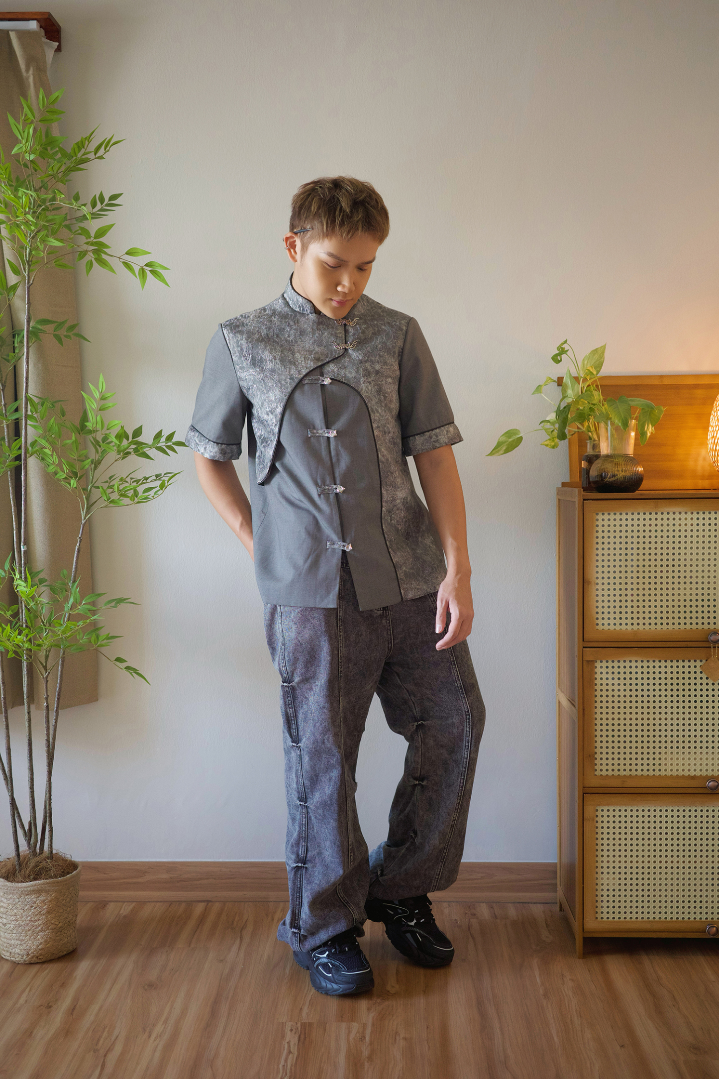 Modern Panel Top AC175