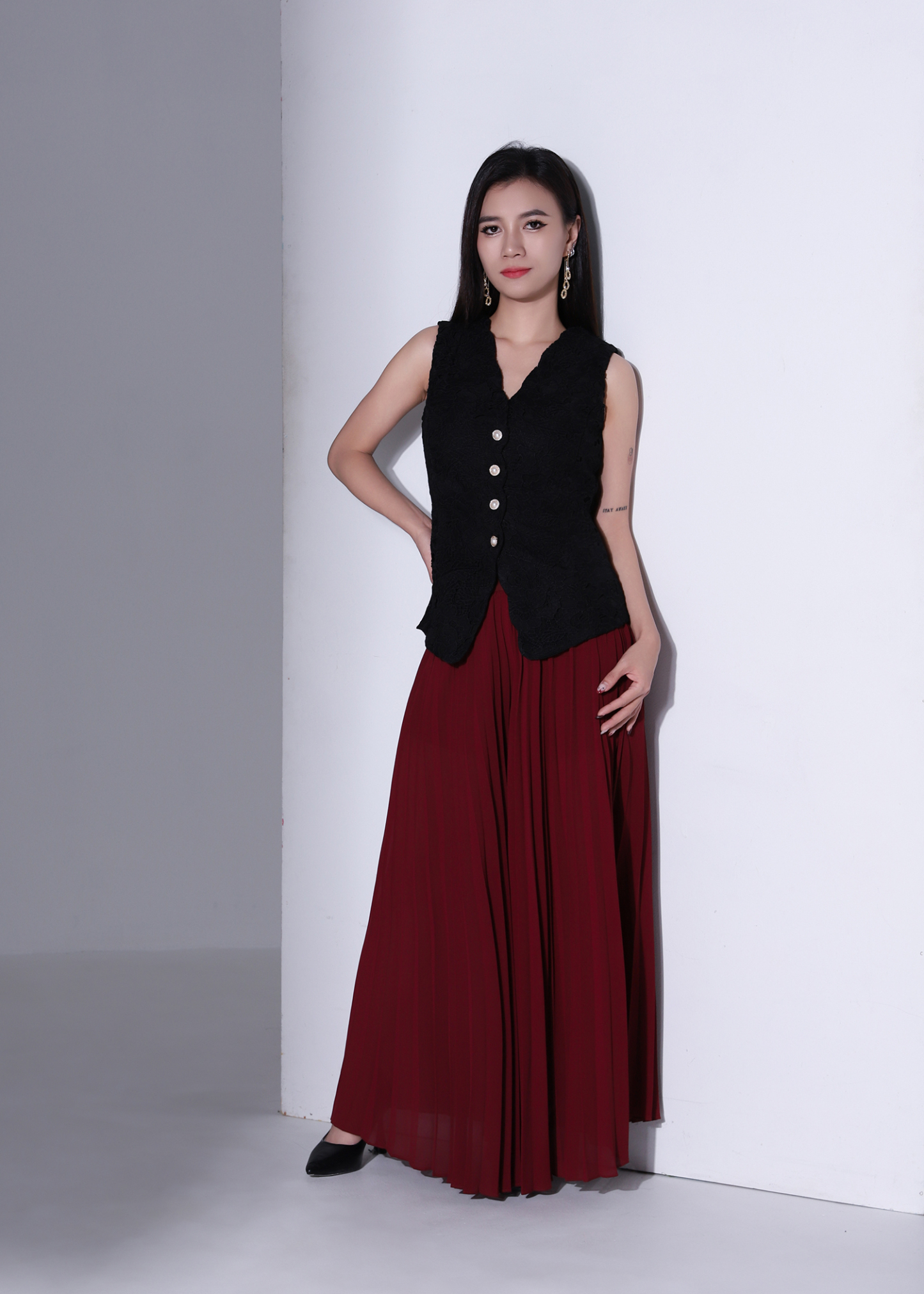 Elegant Lace Fitted Top DJ272