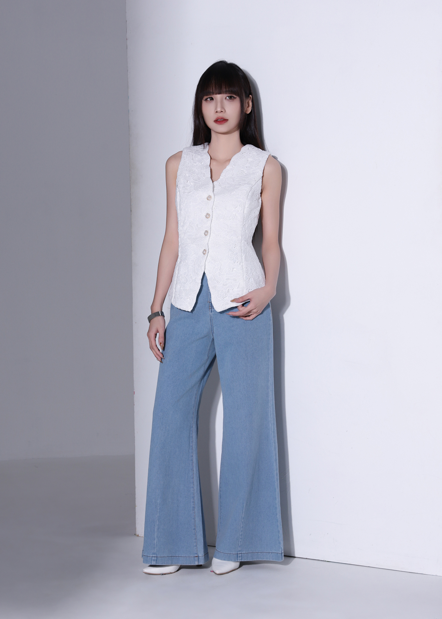 Elegant Lace Fitted Top DJ272