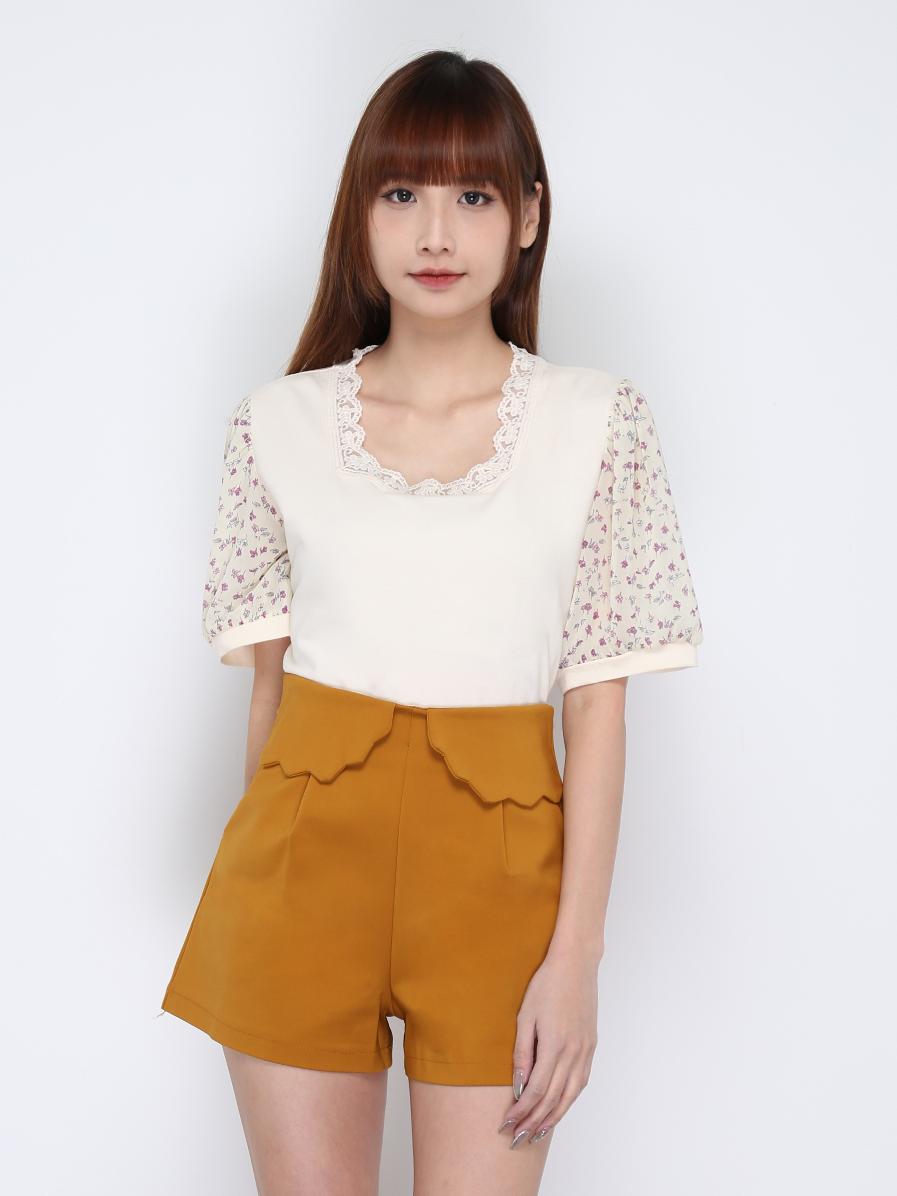 Decorative Ruffles Design Short Pants 17310