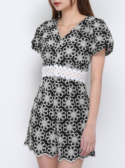 V Neck Floral Puff Sleeve Jumpsuit 17450