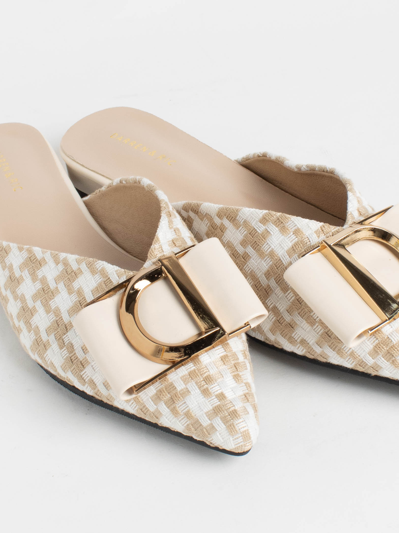 Shoe S062