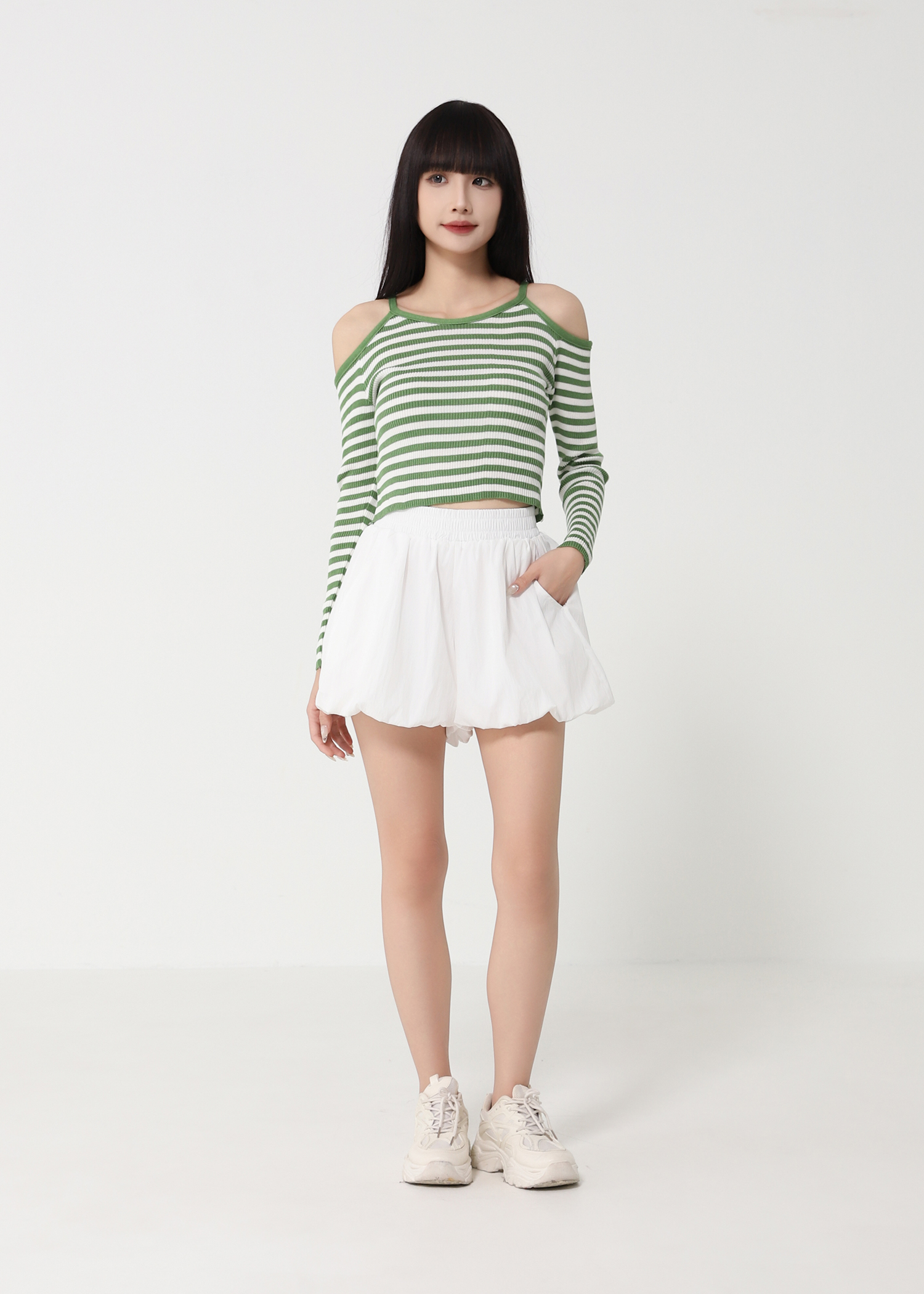 Shoulder Hole Top 49028